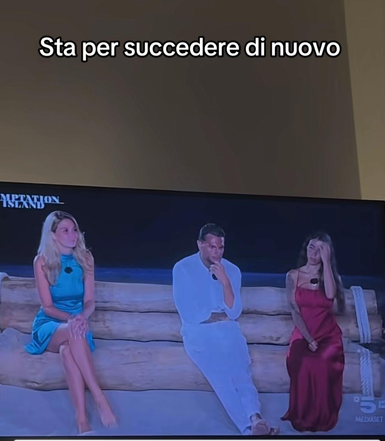 @Naomi 🌙