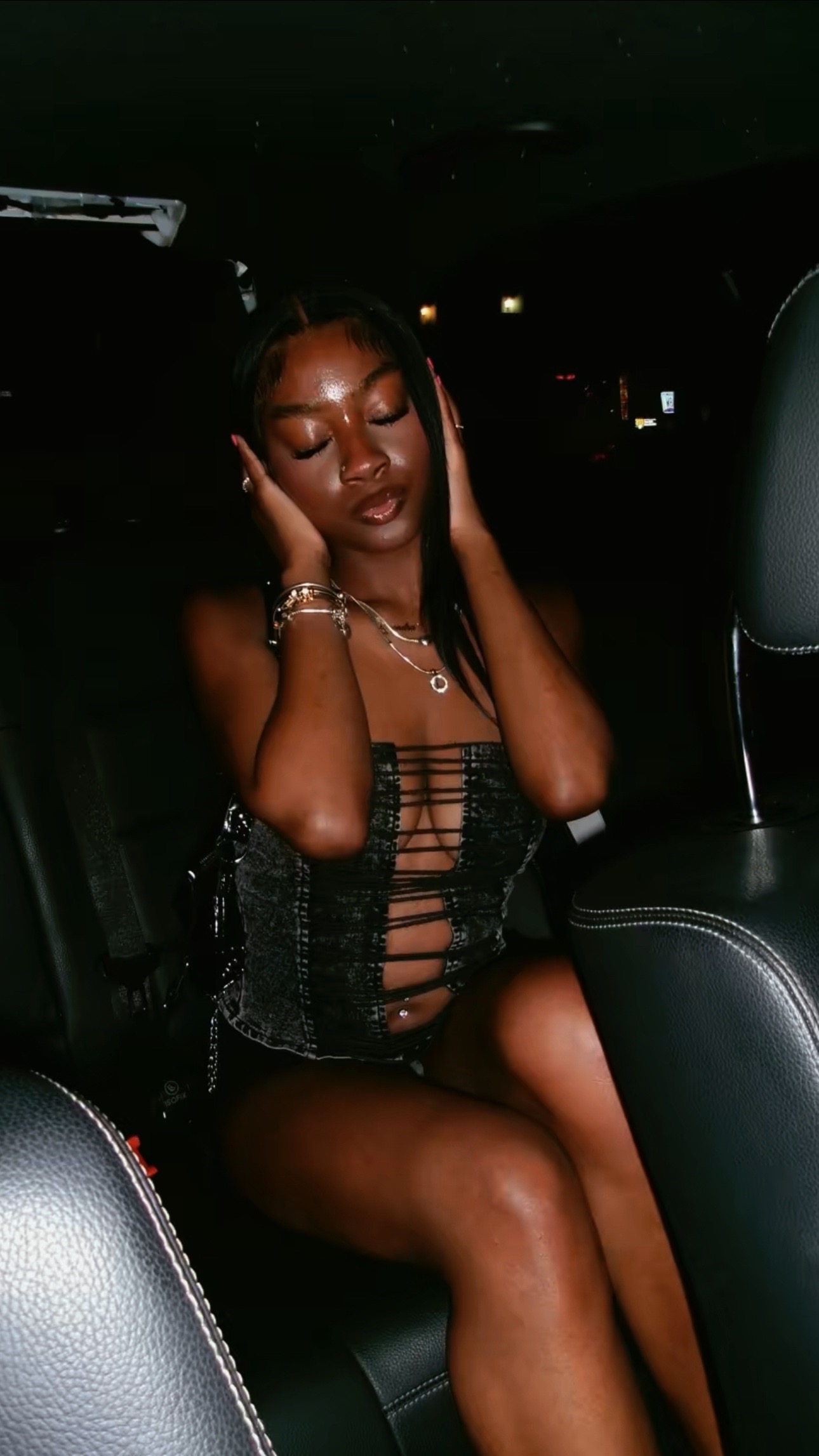 @prettygirlsloveeblo