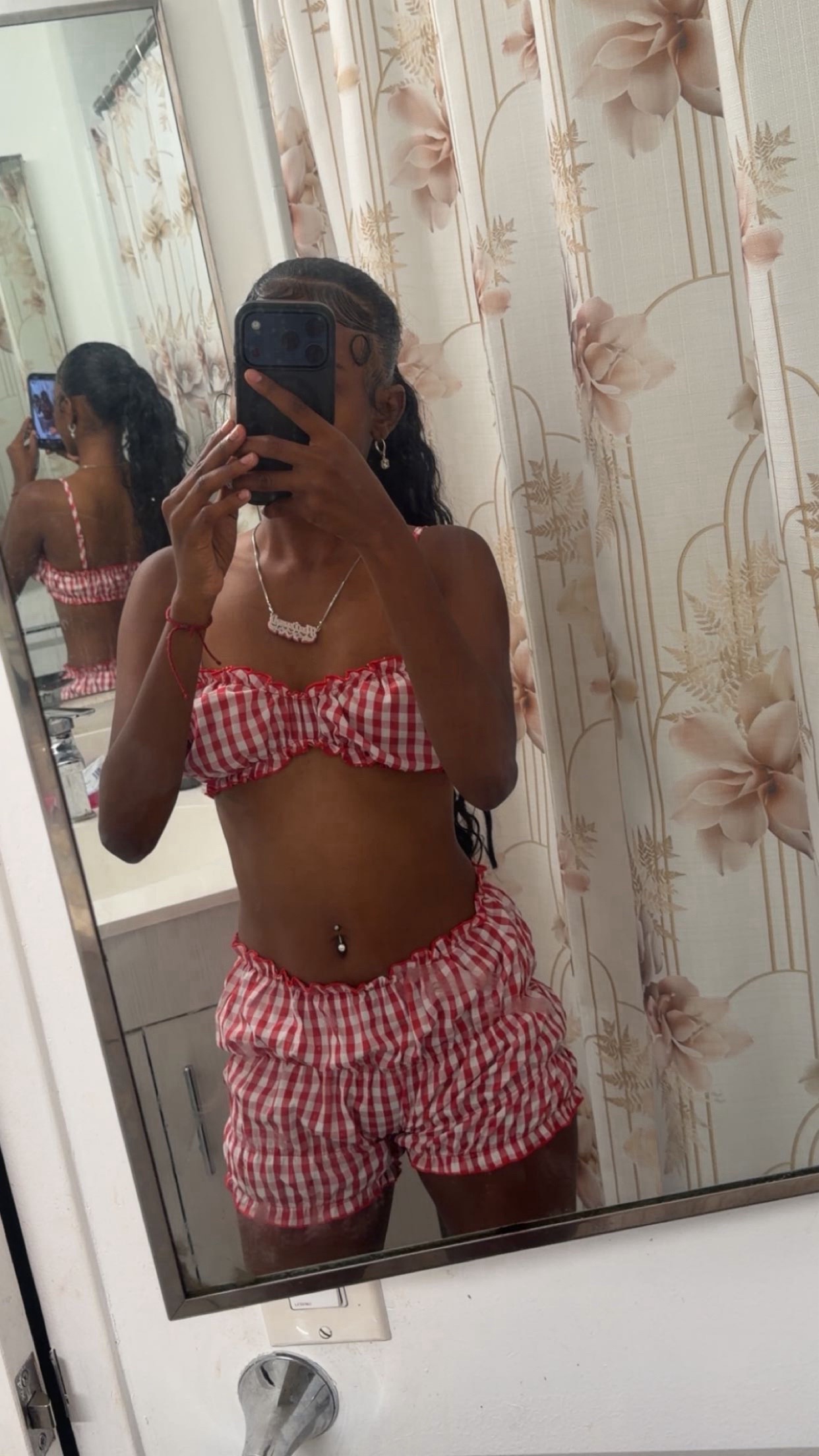 @autumndidougla