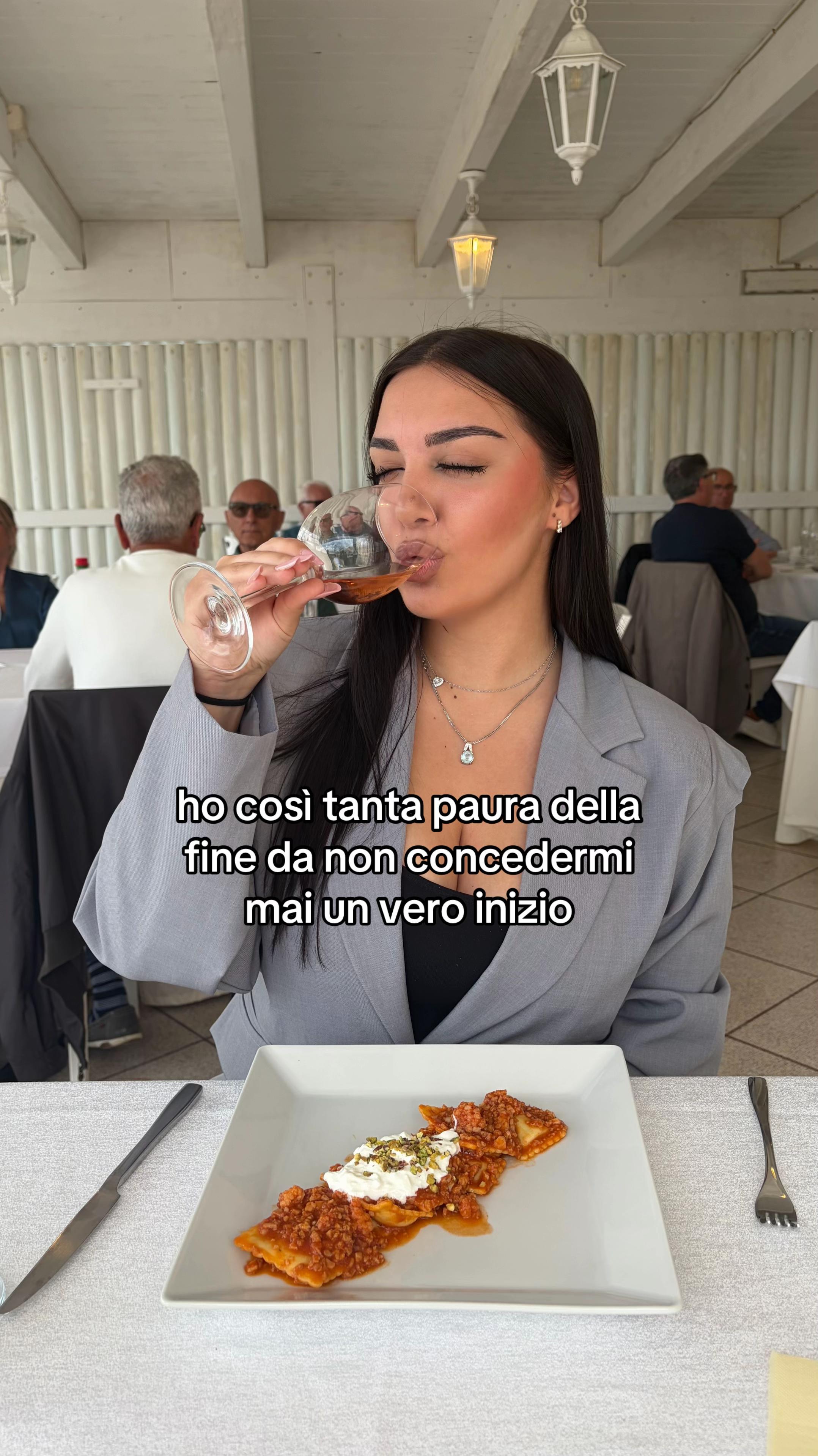 @alxsja_