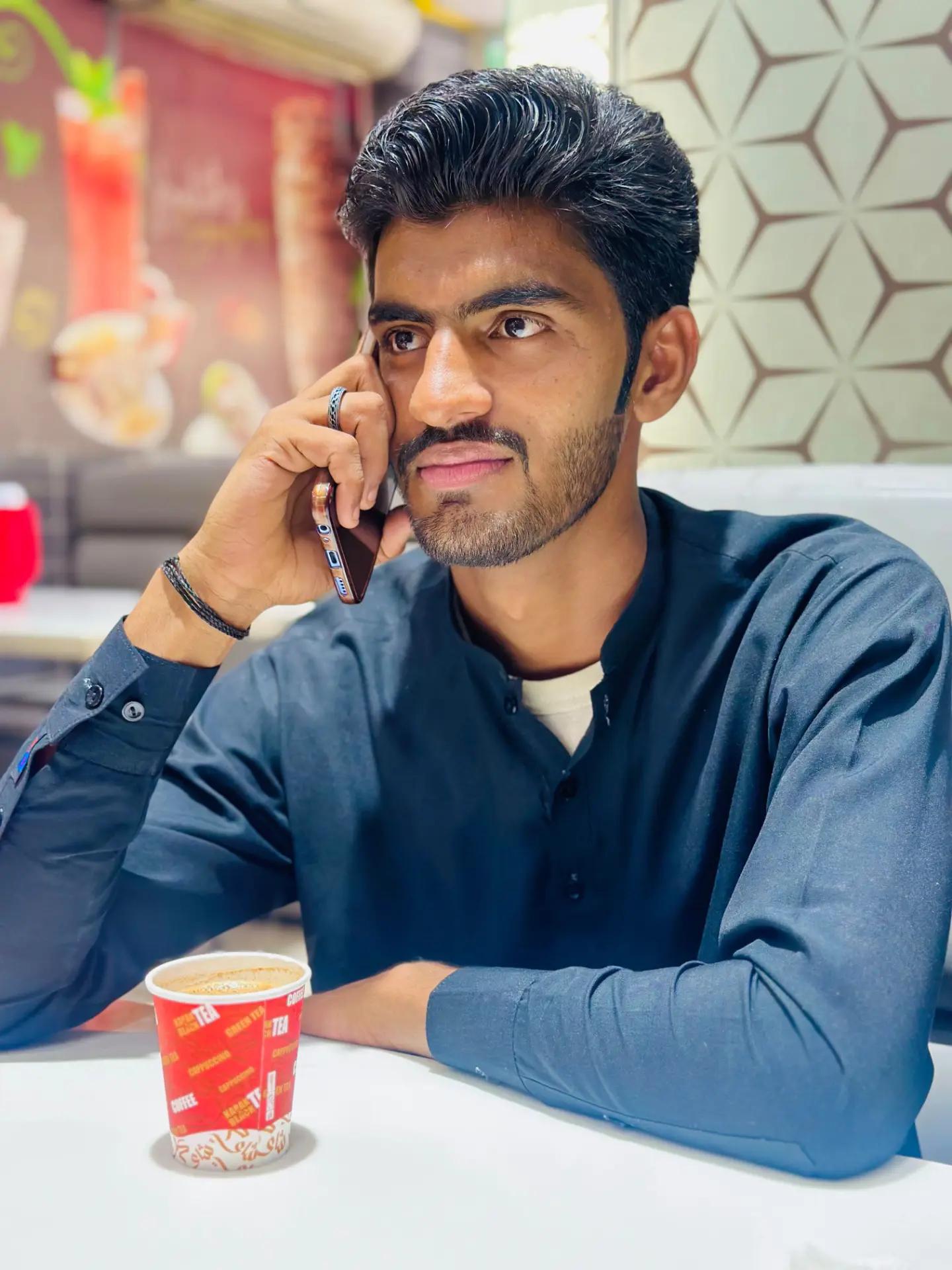 @لاغرض🙂