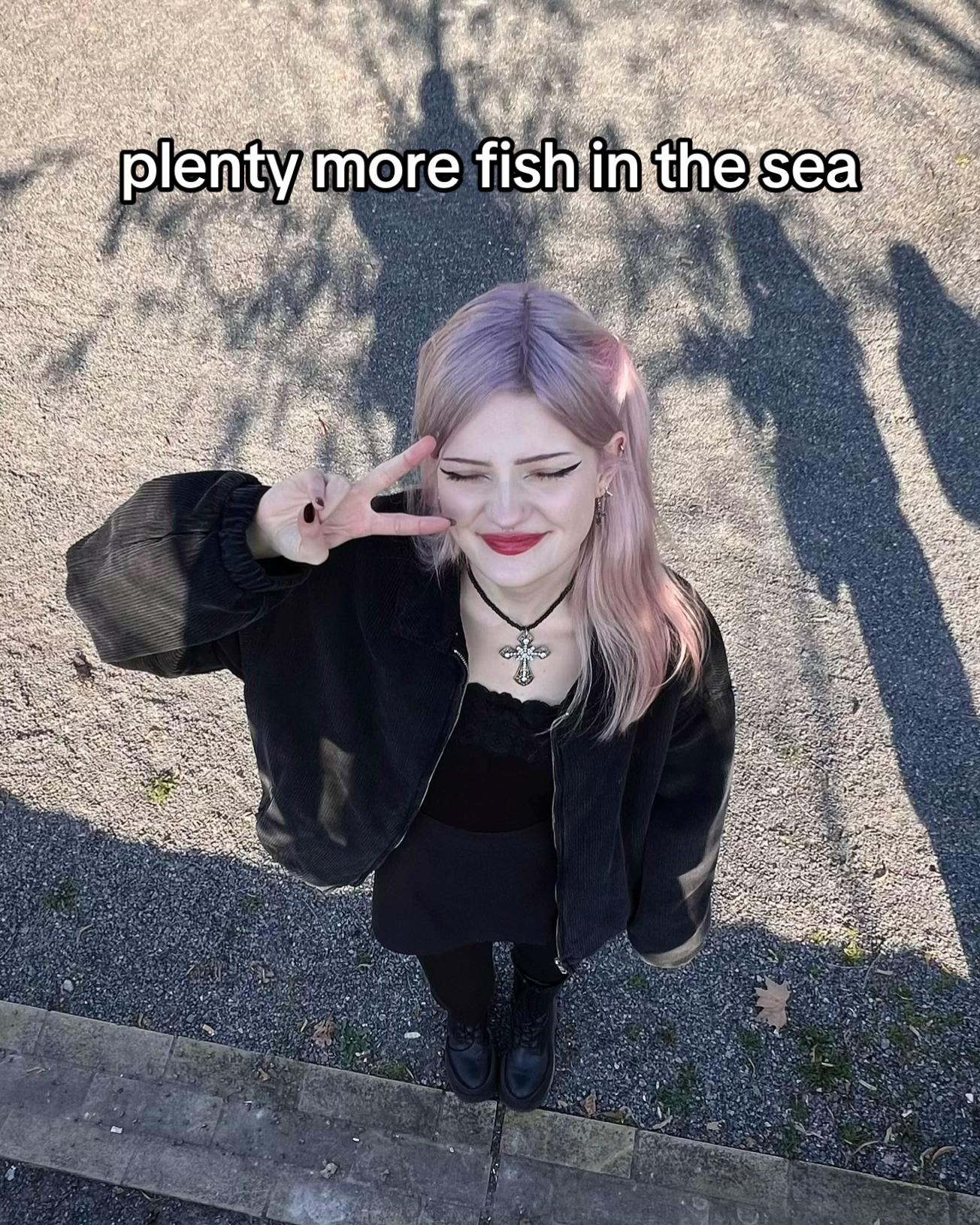 @gloomyfly666