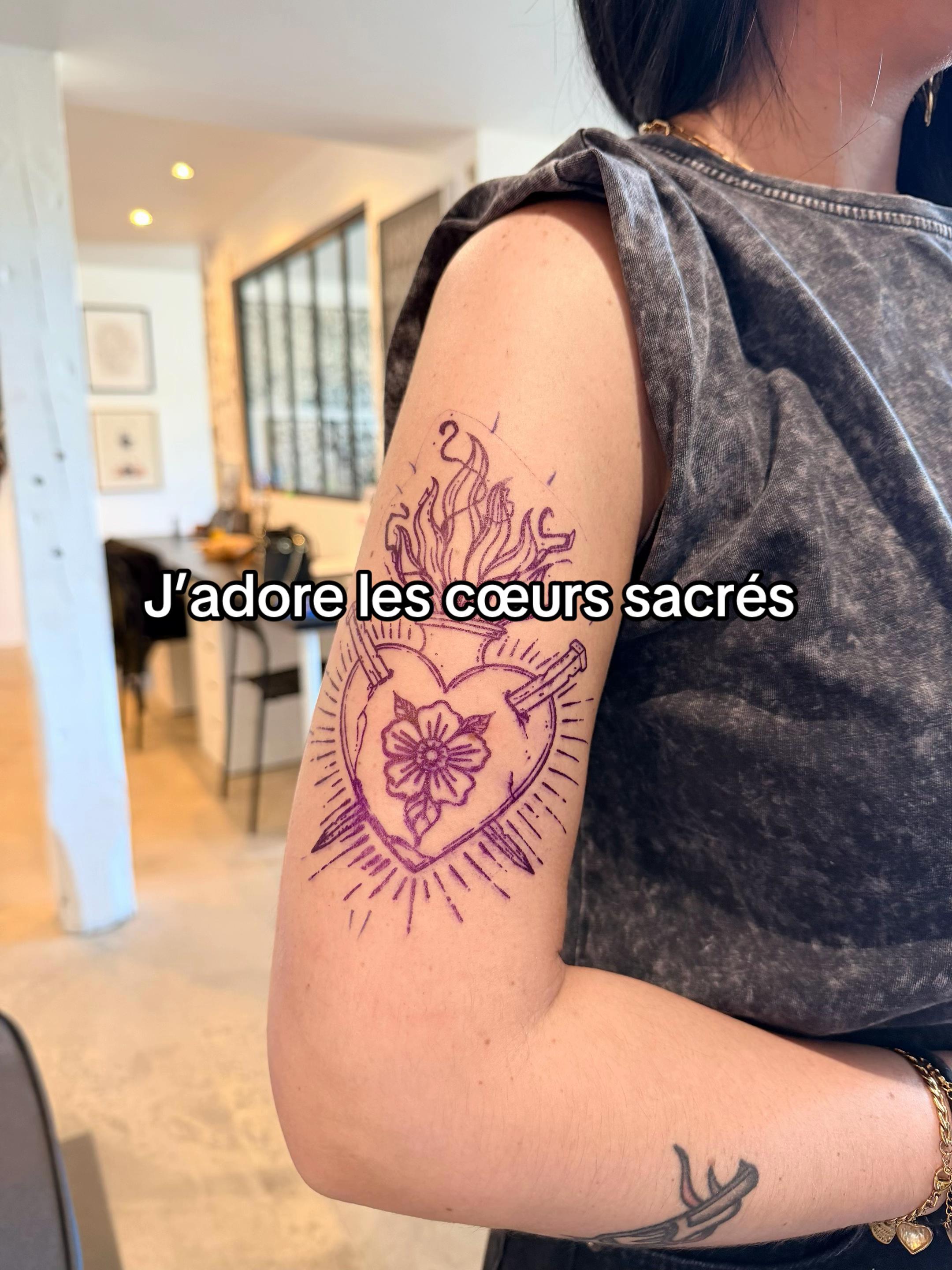 @Twotis.amour