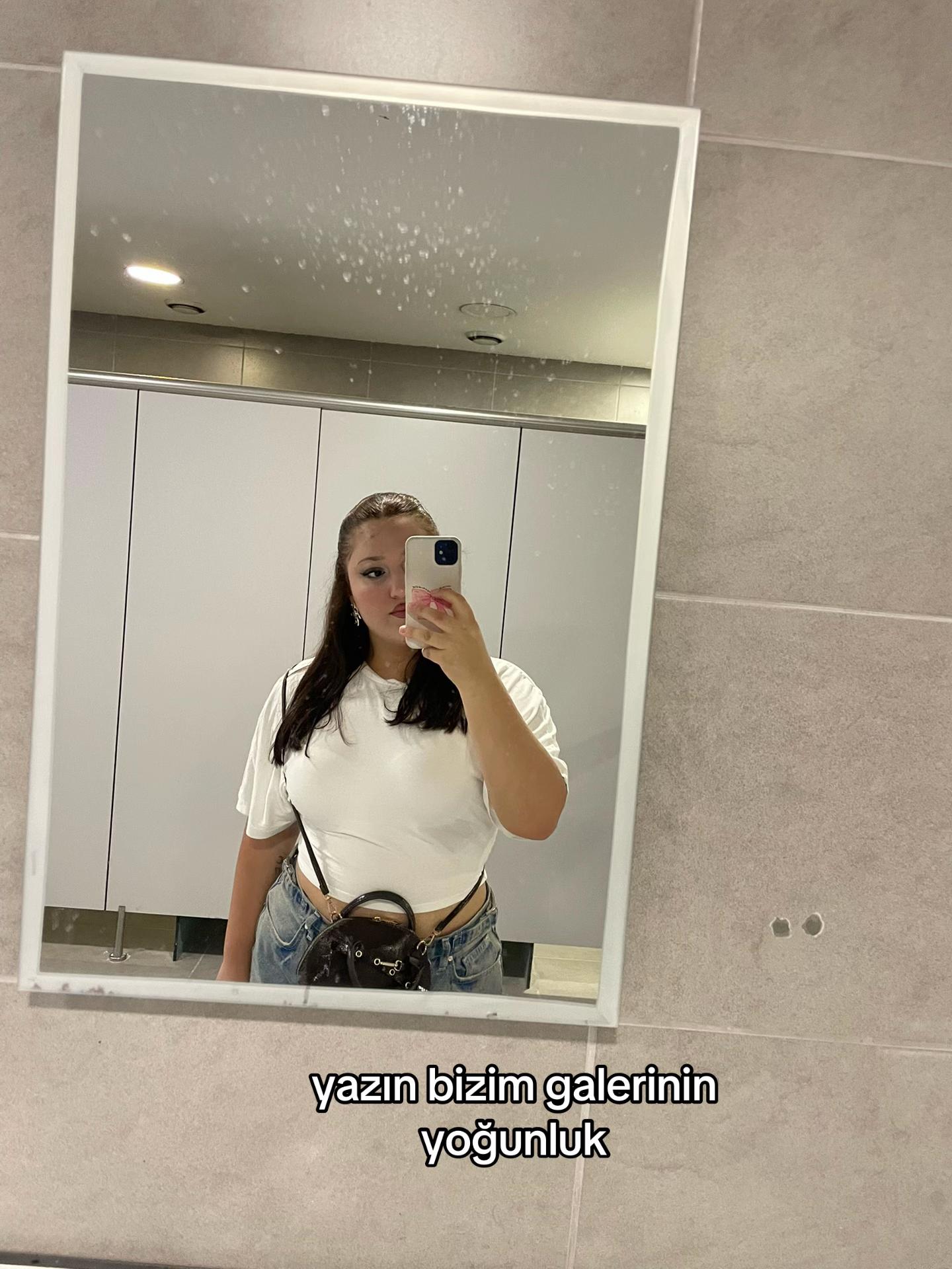 @iloos🙈🙈