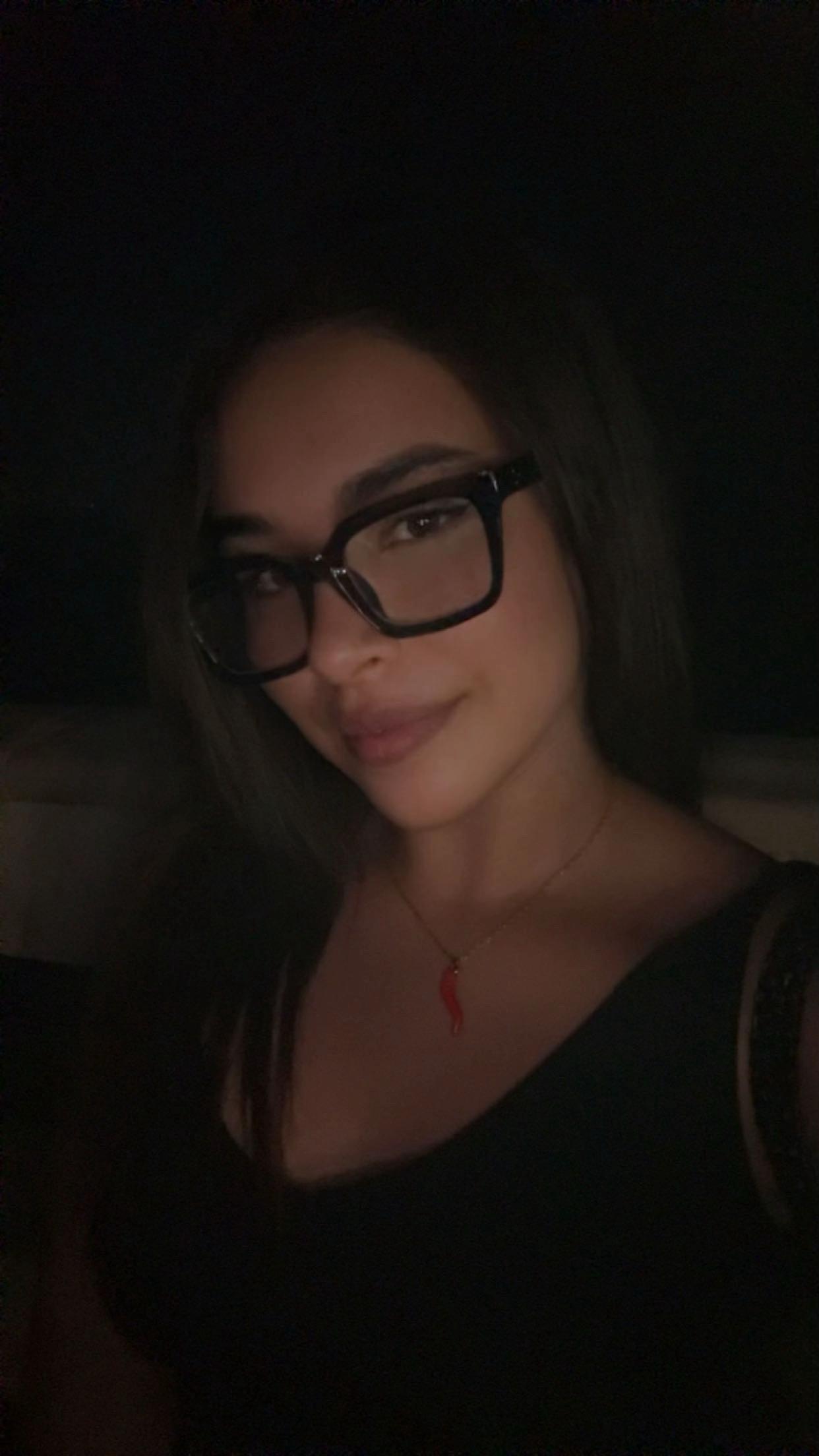 @…