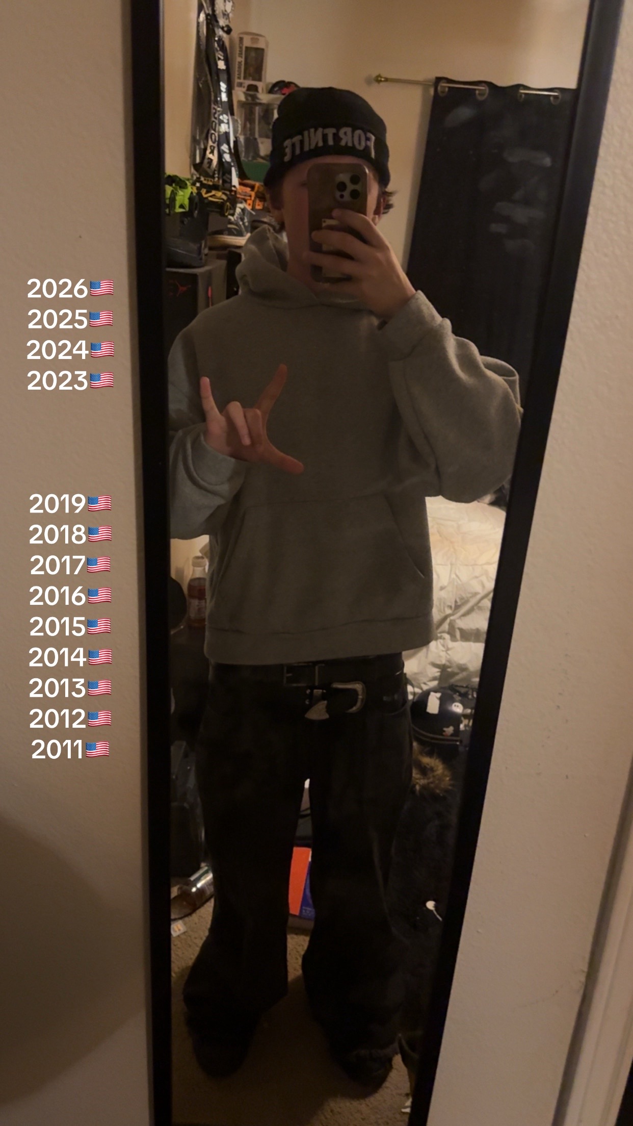 @uoxɐſ