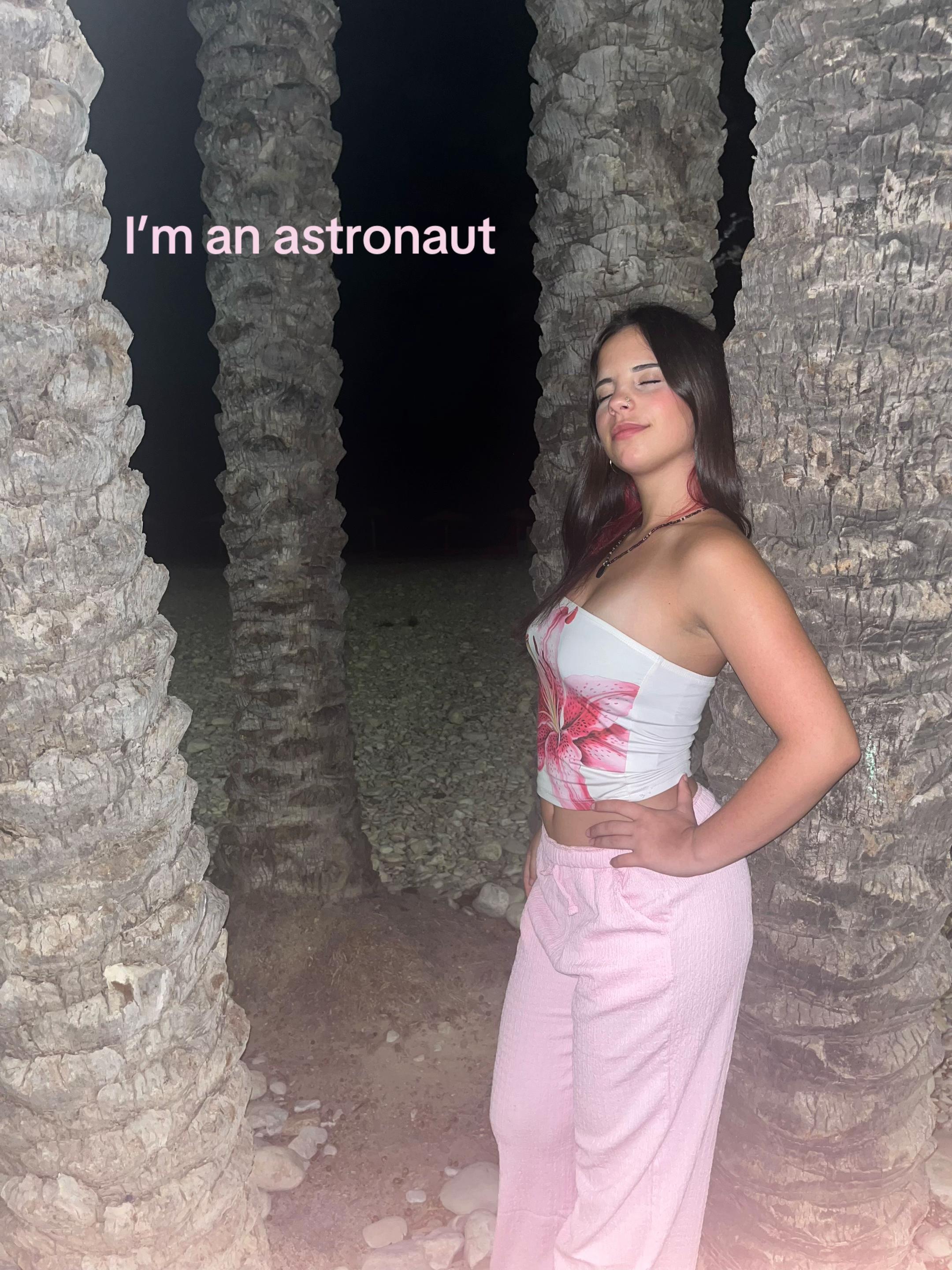 @𝐼𝑟𝑒𝑛𝑒