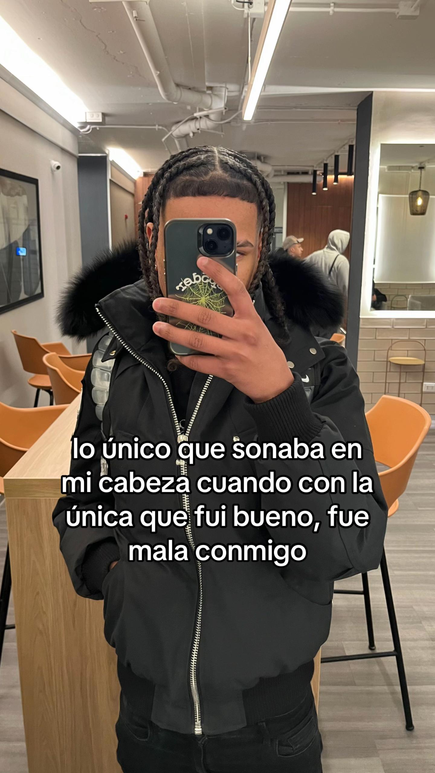 @ChUCkYy❤️🖤