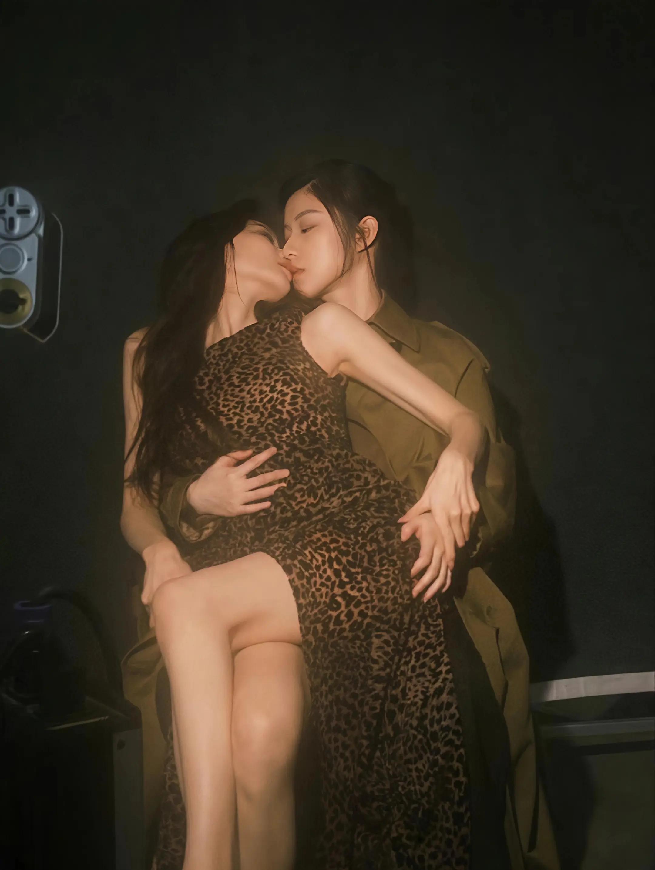 @ShaoReHuShuo 少惹胡说