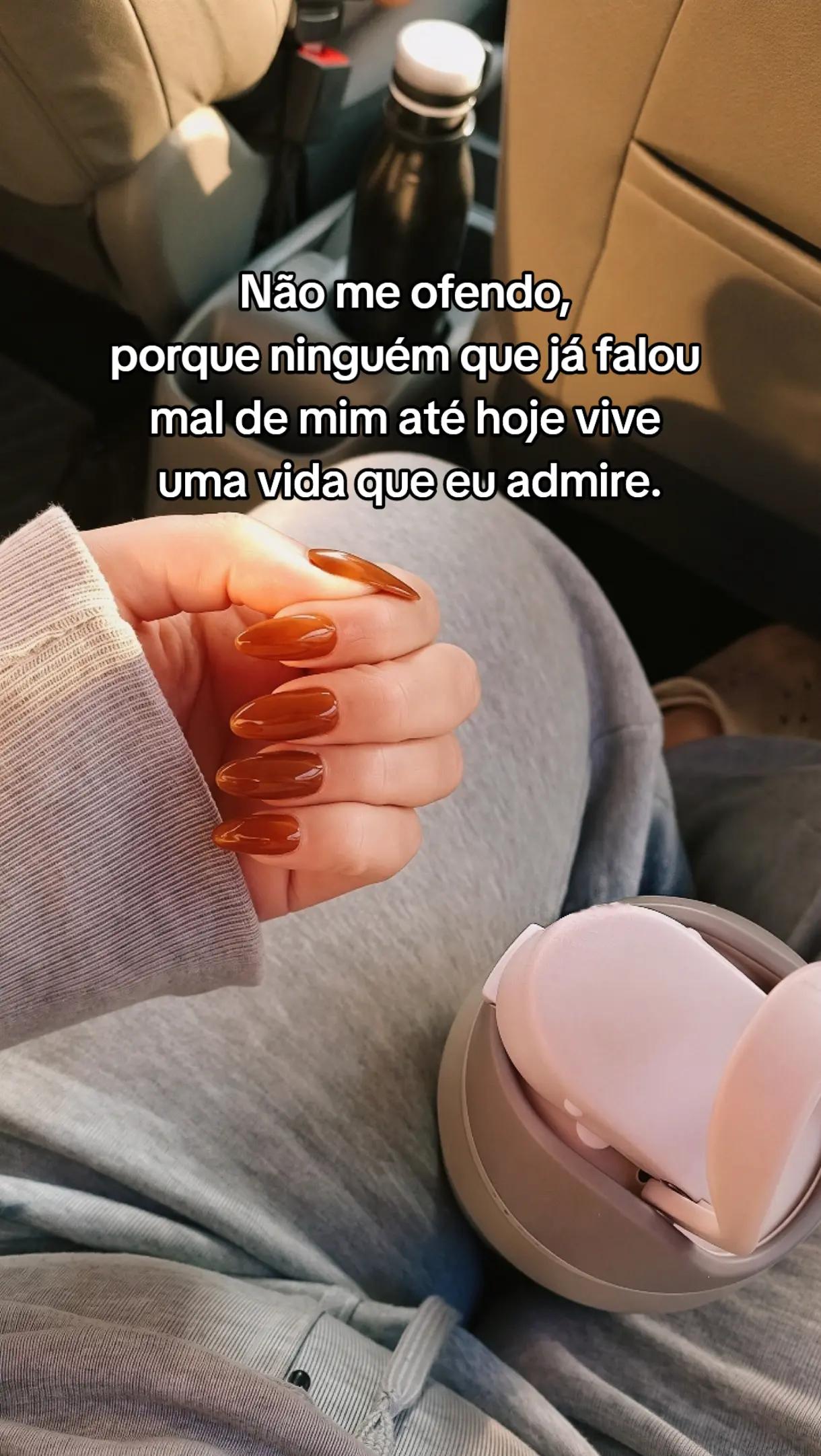 @Eve Ferraz