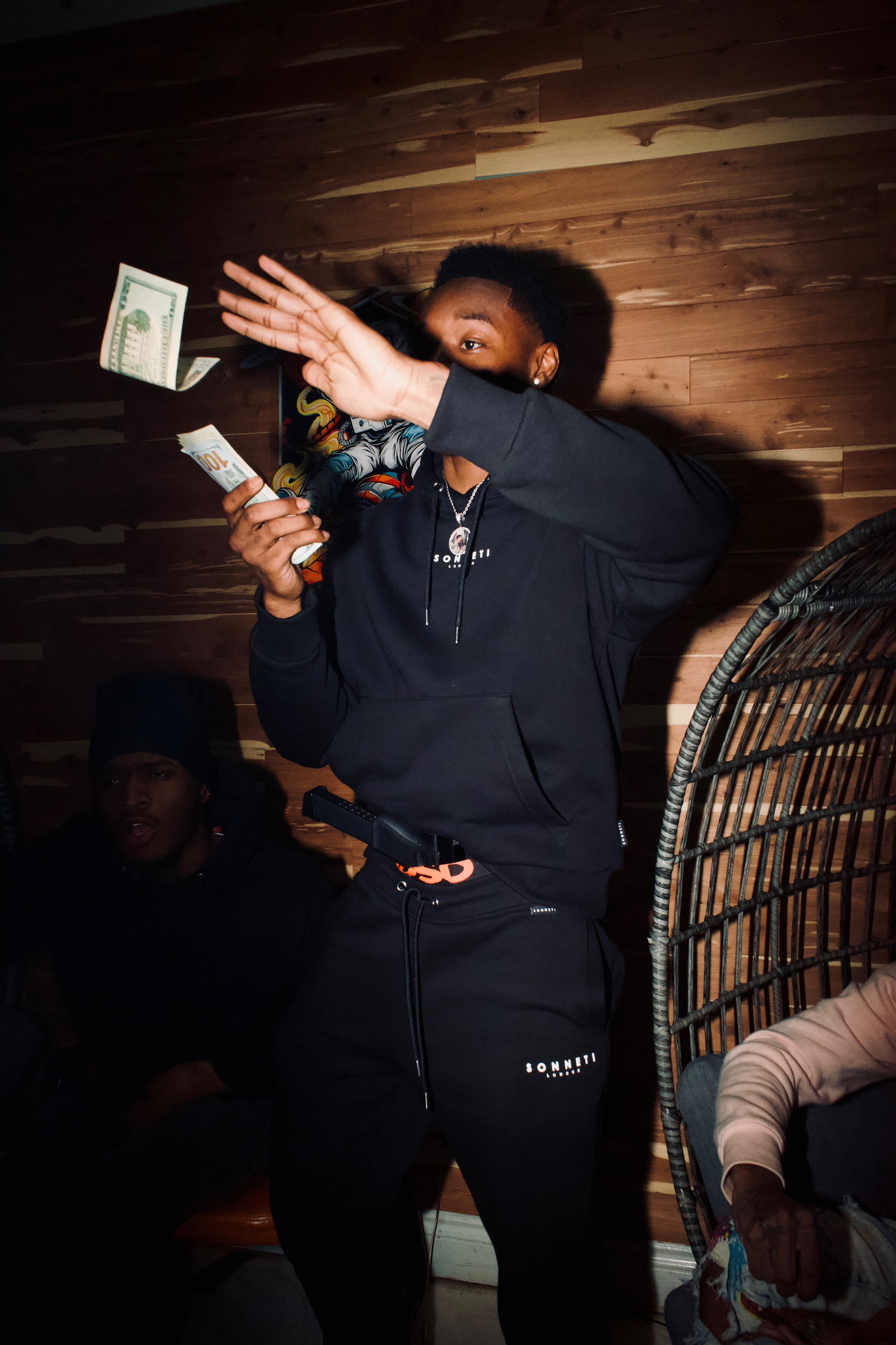 @RacksRanitup 💫