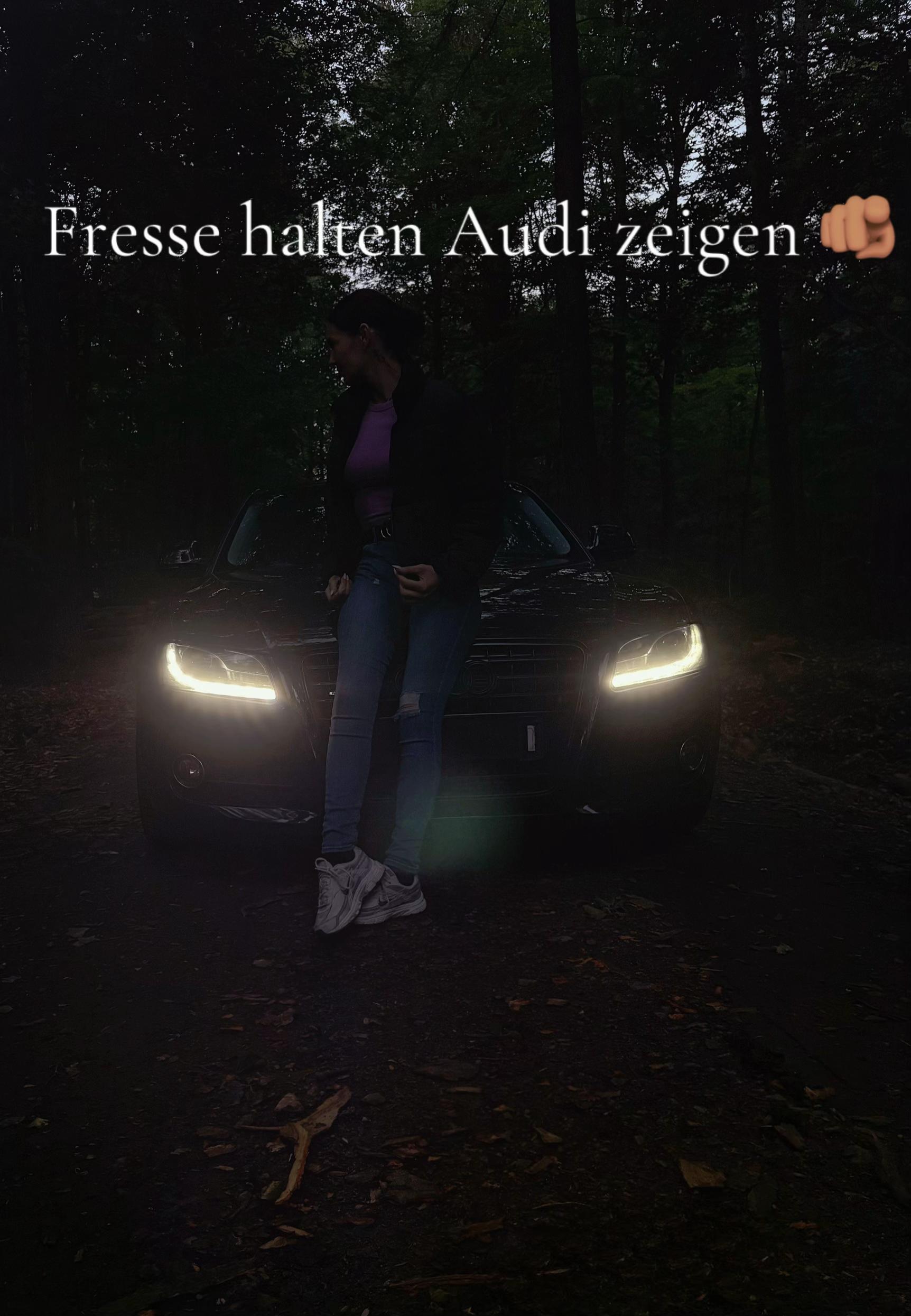 @LawriLou