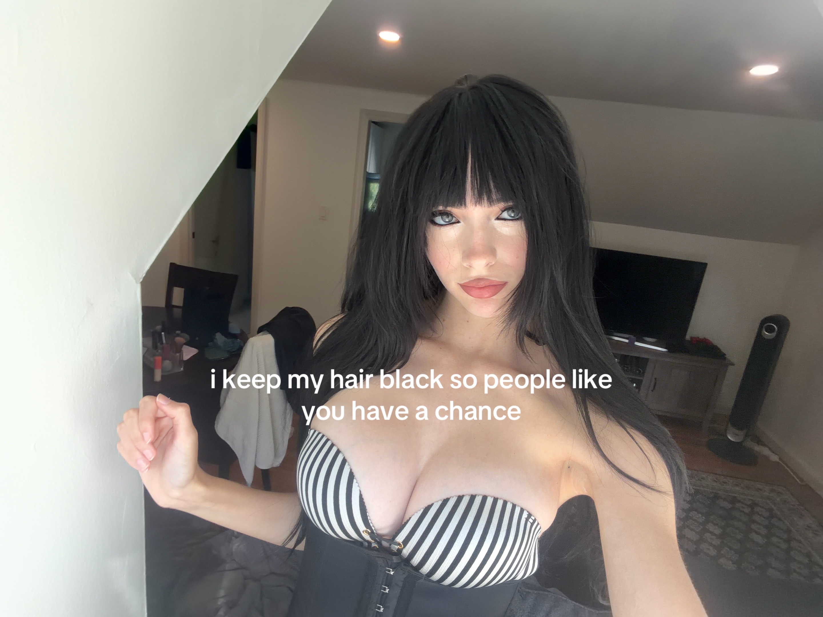@.evievoss
