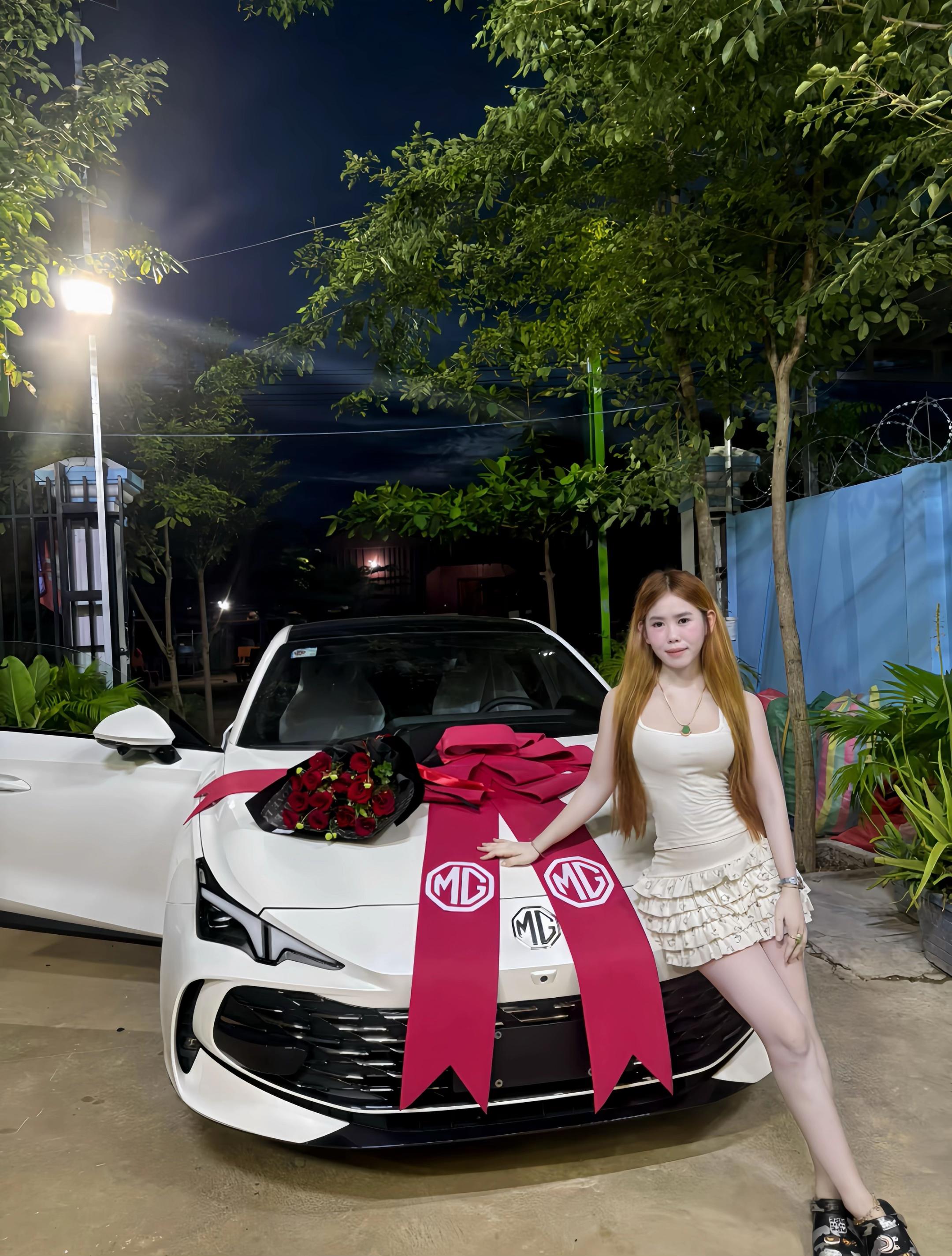 @Pov Chivey-ឡេkiss💋