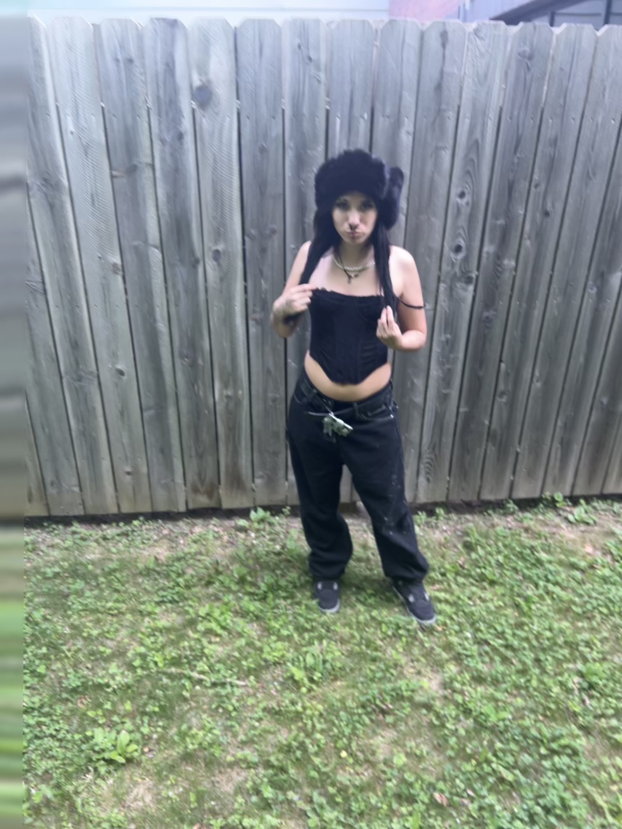 @️