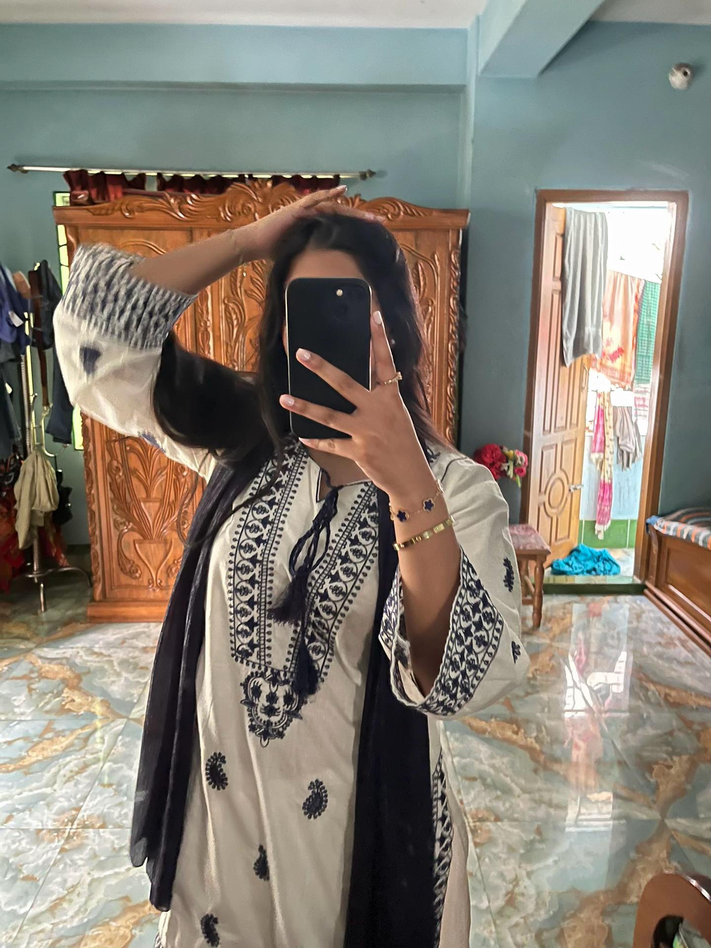 @shajnin_880