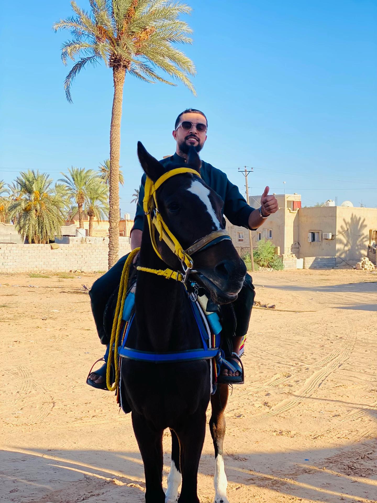 @<[بدر الشاملي]>