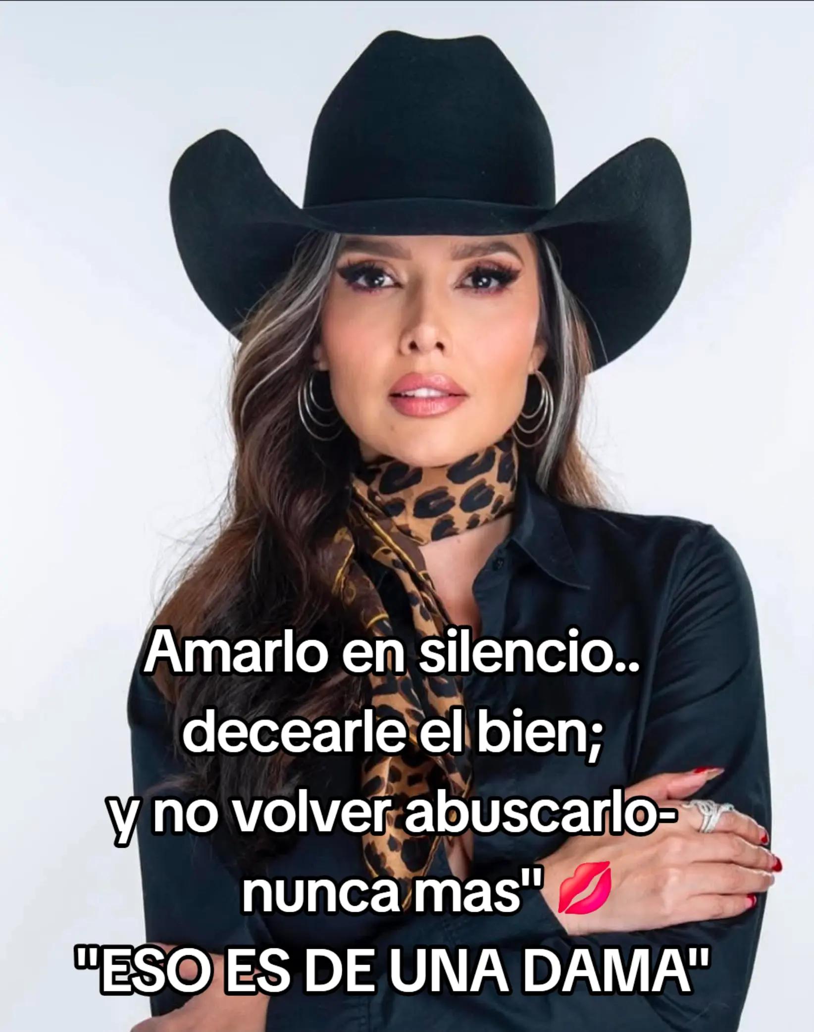 @CARMEEN ESPINOSA #5❤💙💙🩷🩷🩷