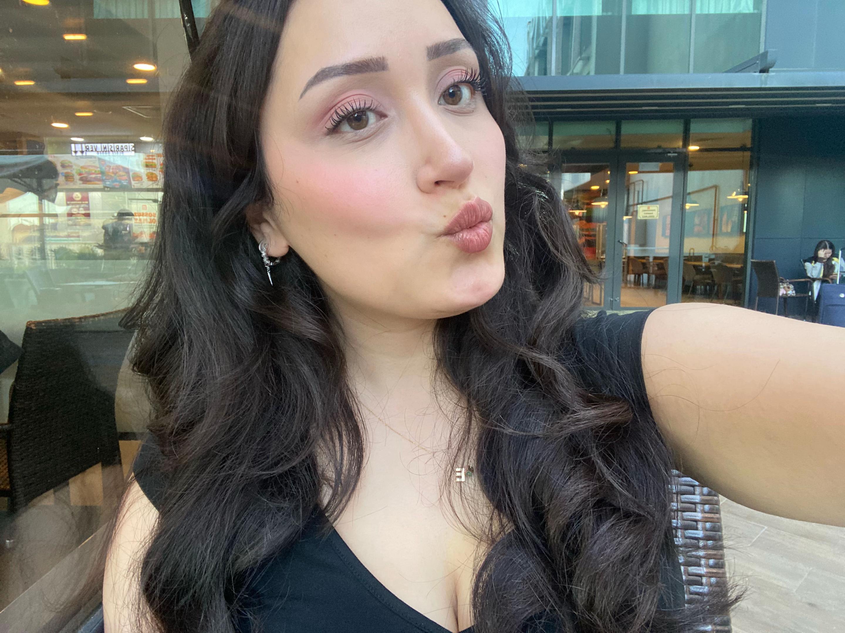 @Elifakyurekaşkm