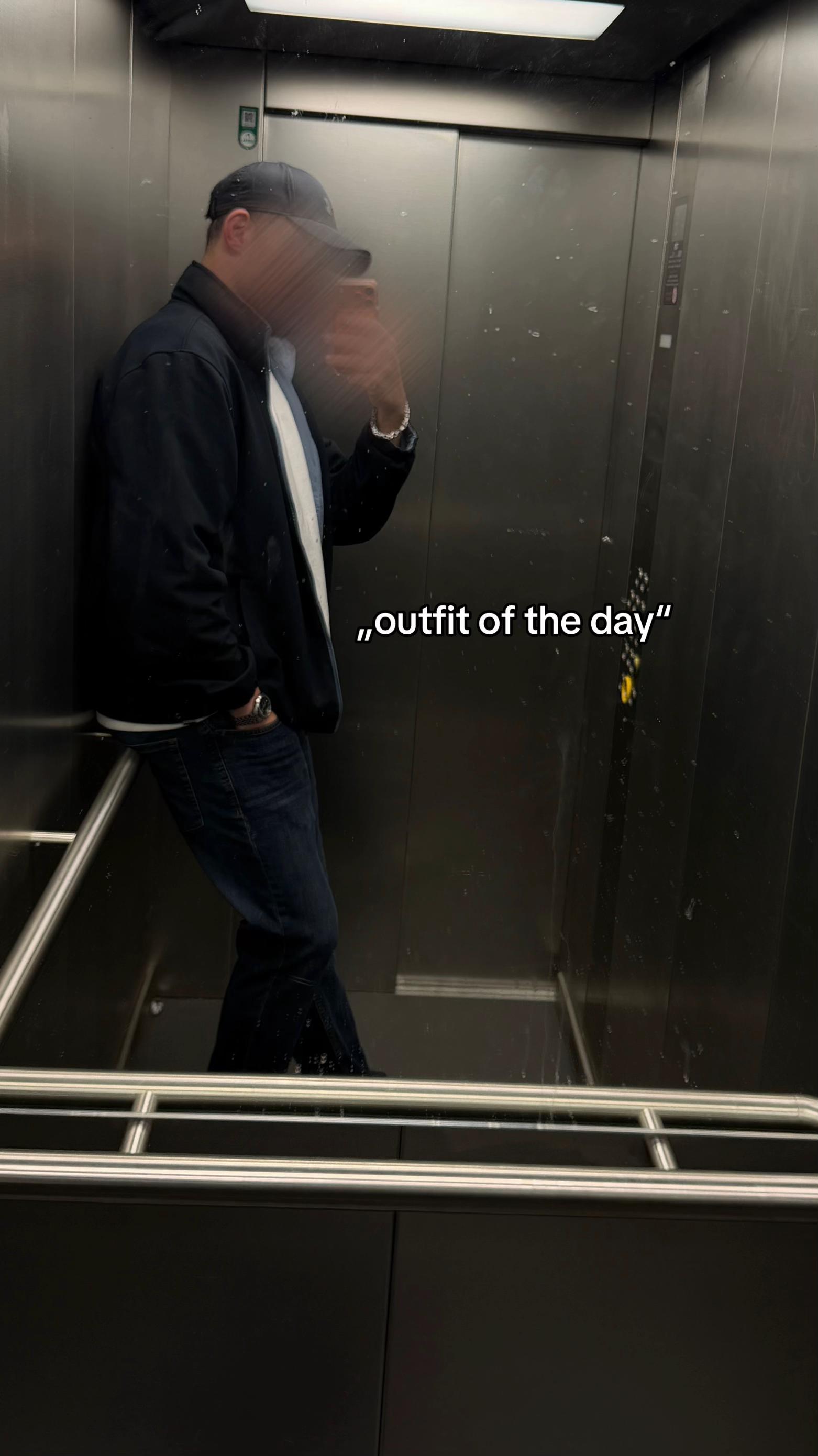 @OutfitsWithCan