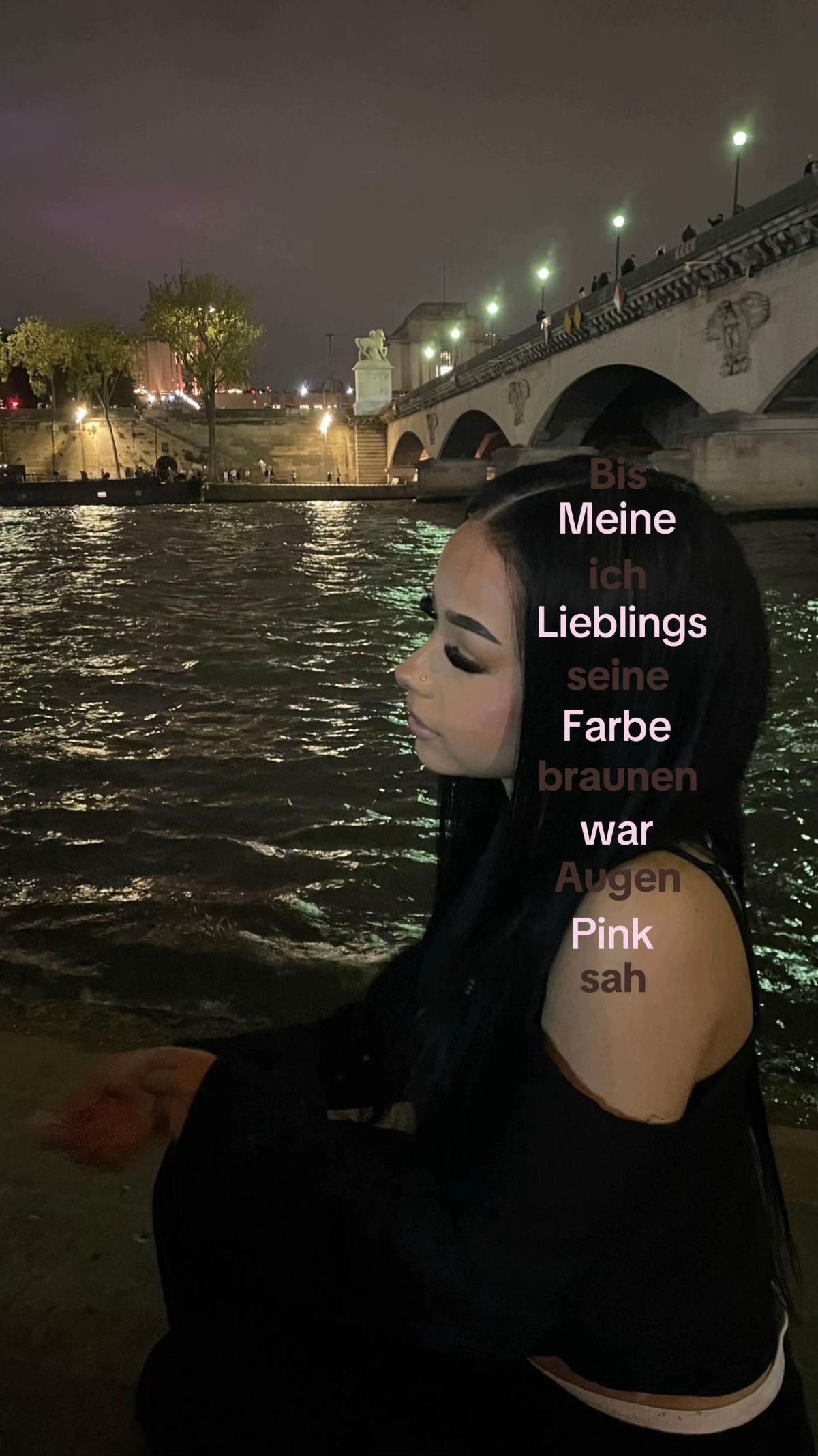 @🦦
