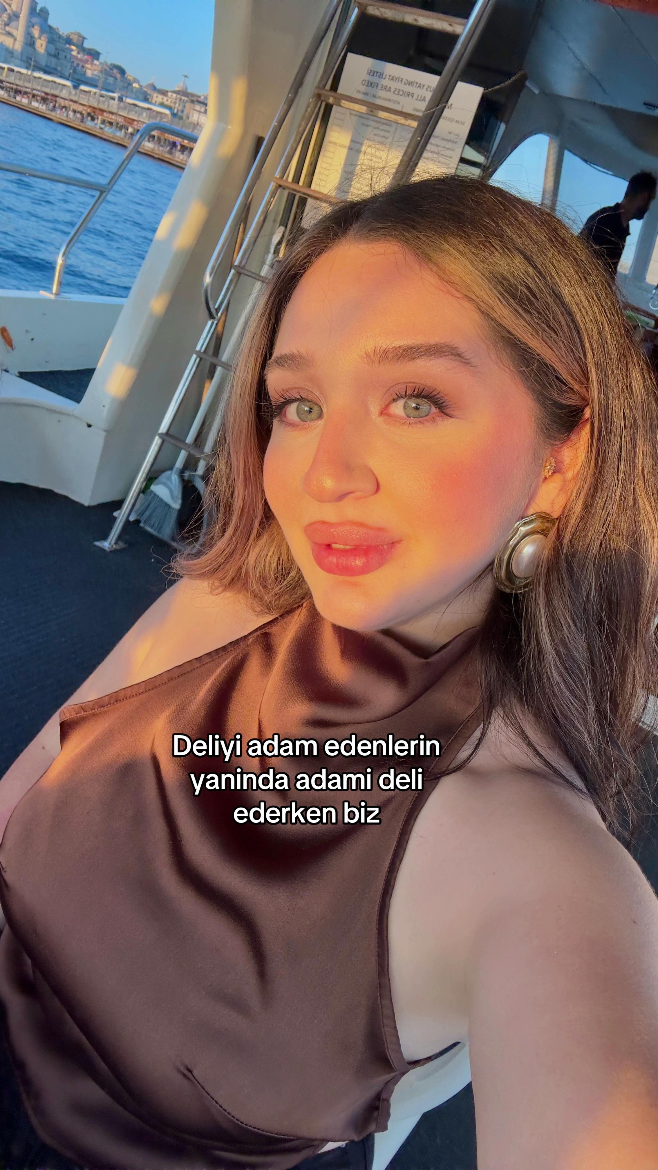 @Naz yapiyosun