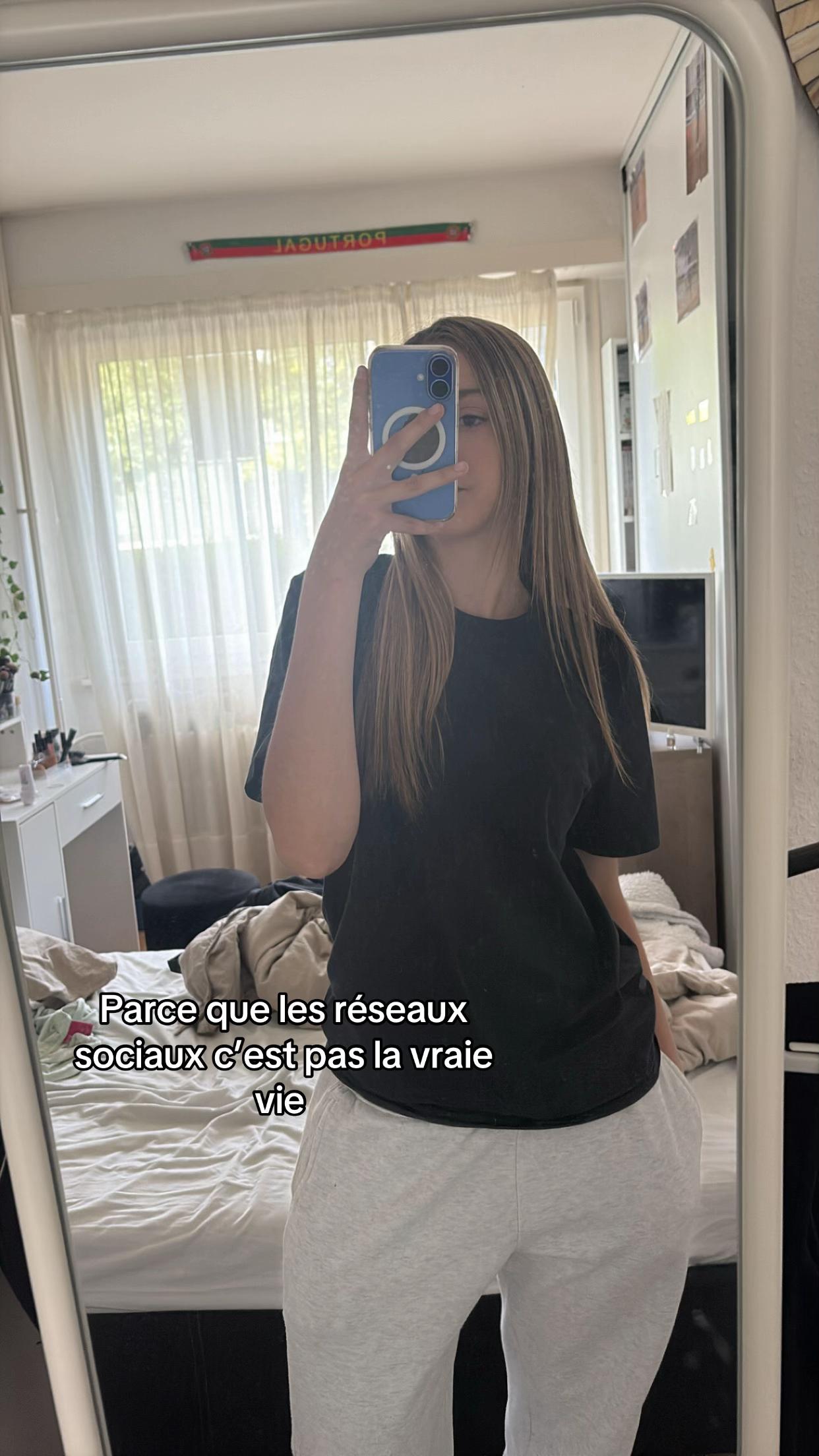 @Lilly ✝️