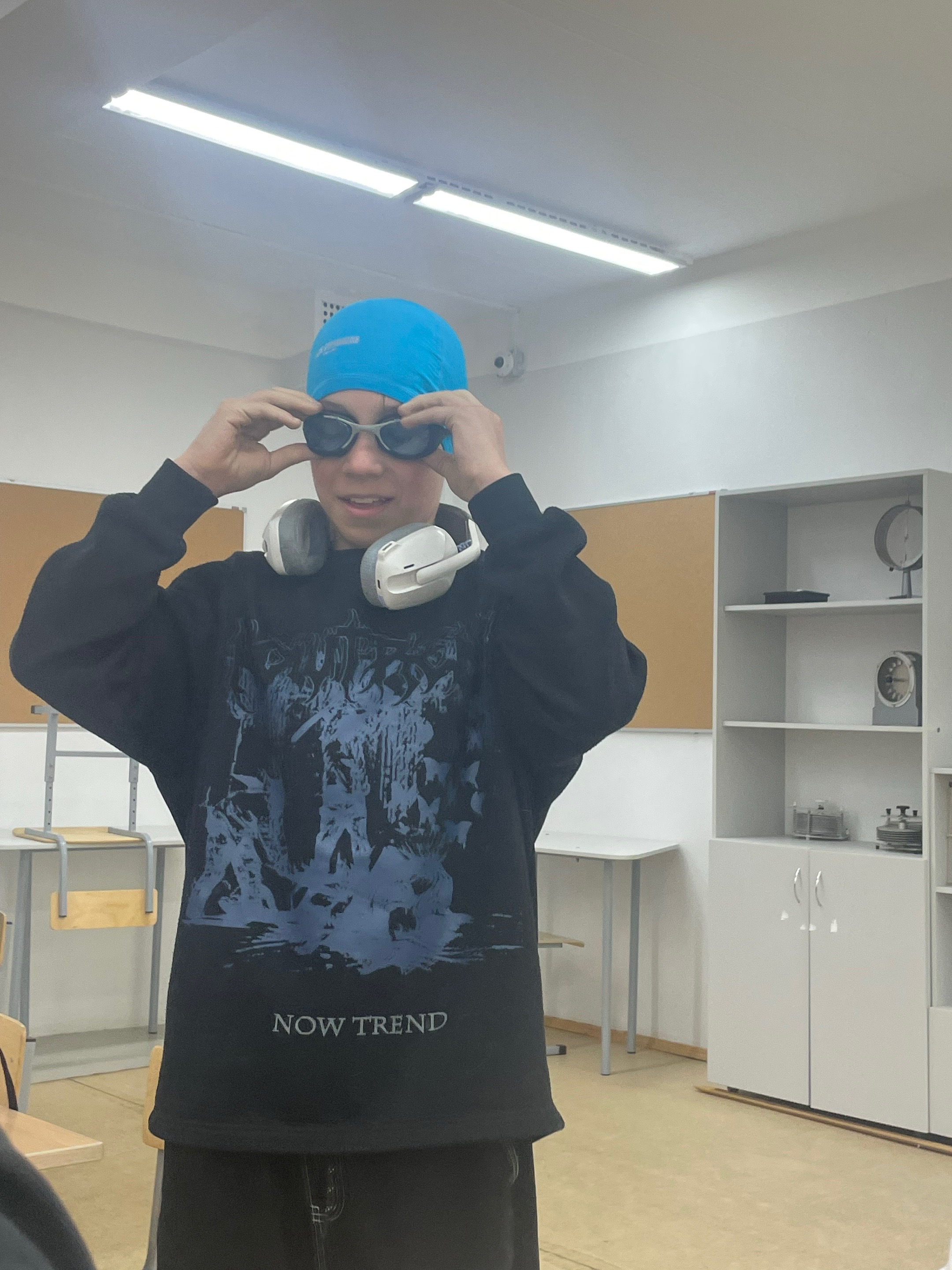 @ᛉtrywezz𐊵