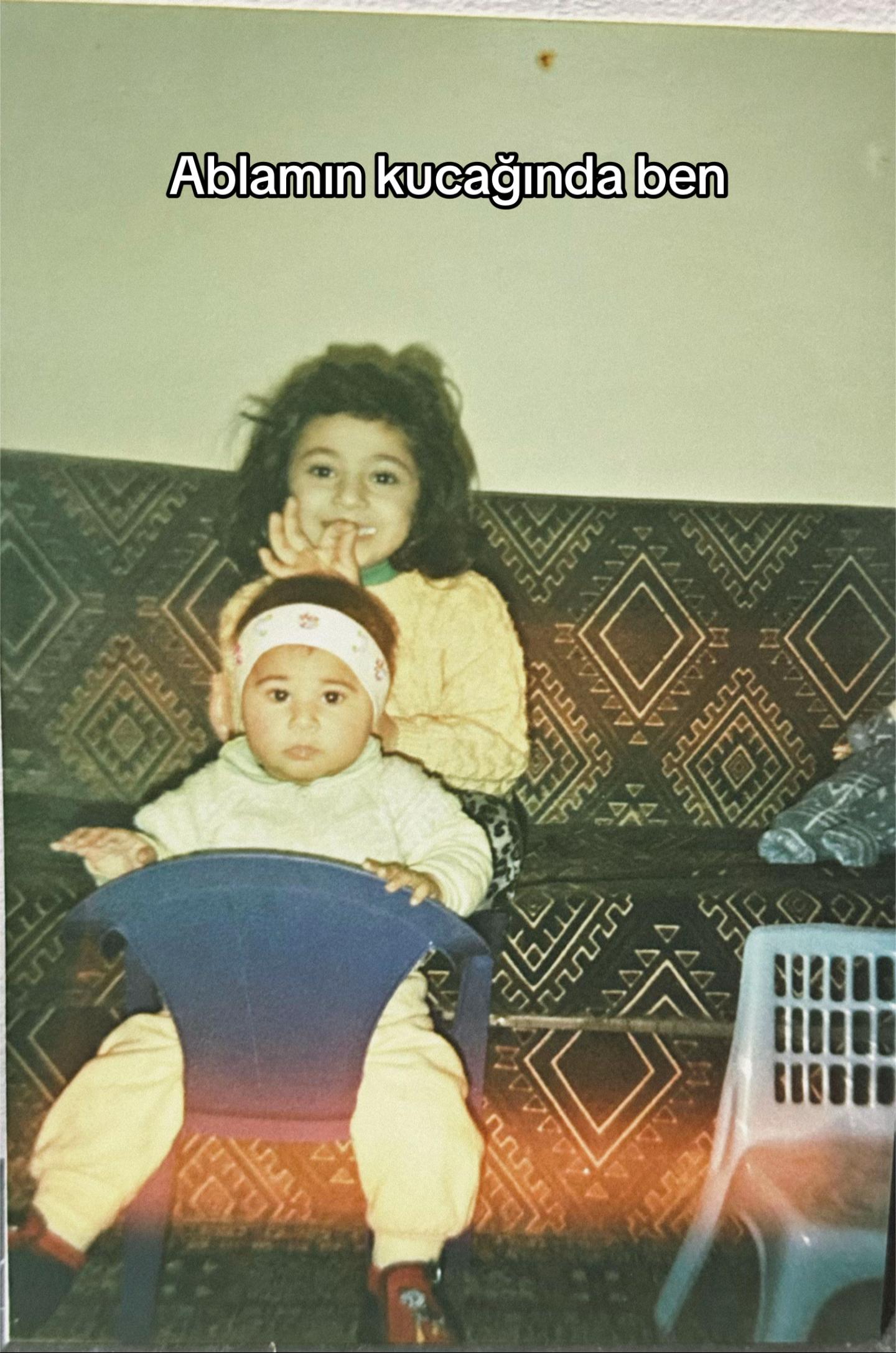 @Elif Acar