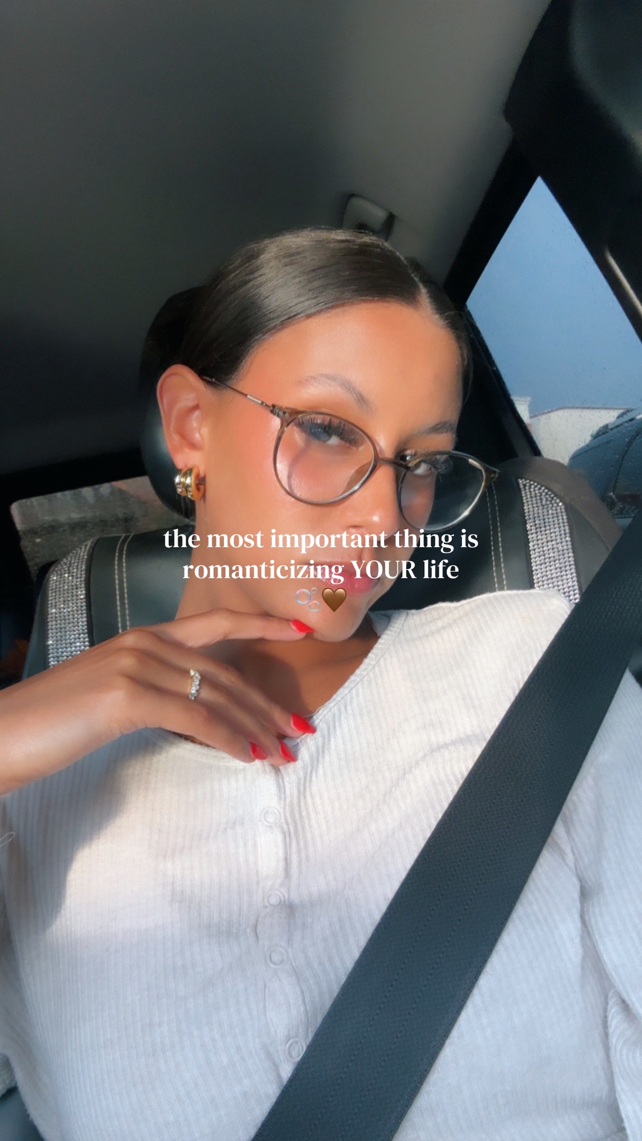 @maya🥂💌.