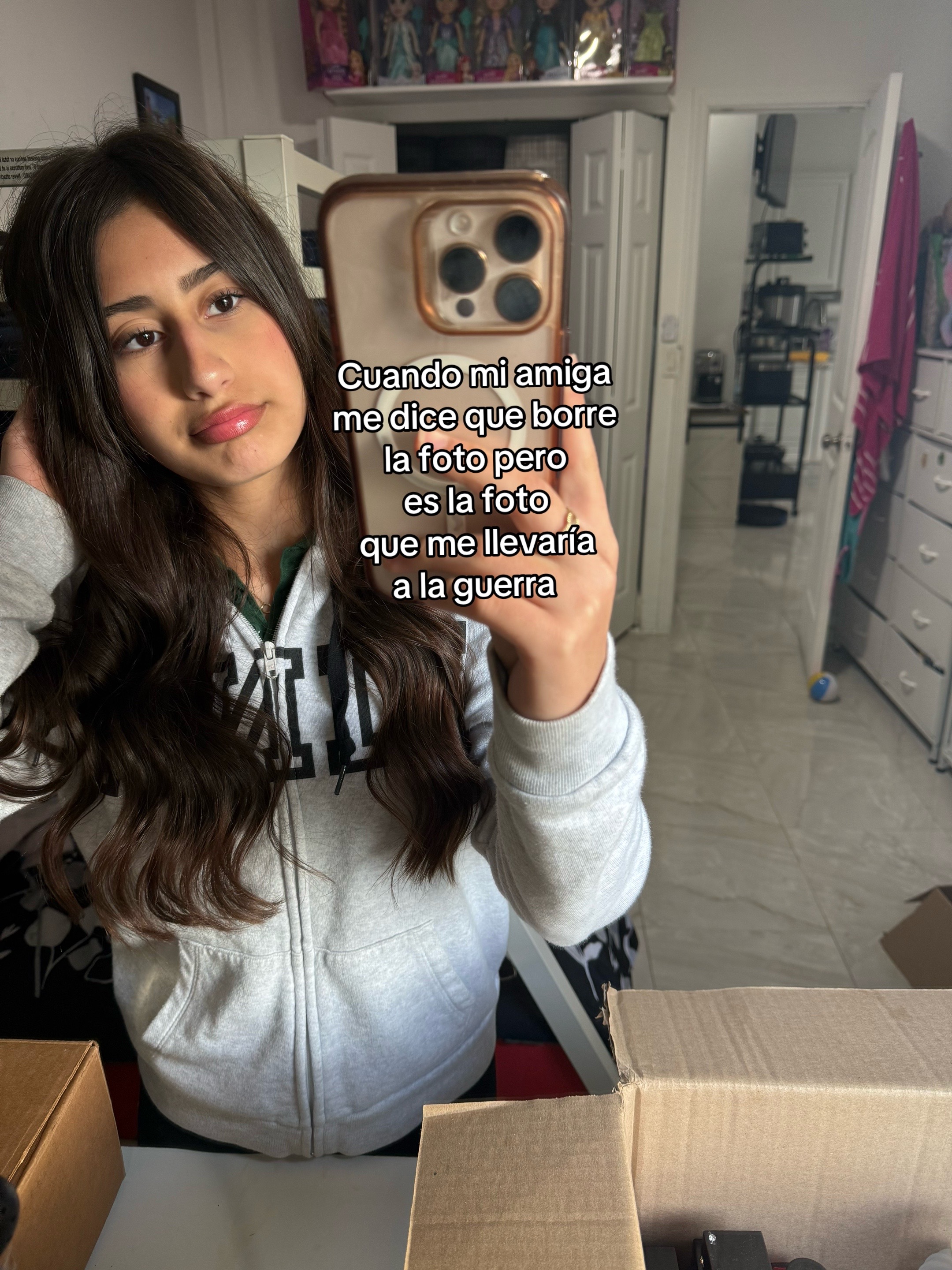 @dani_>l<