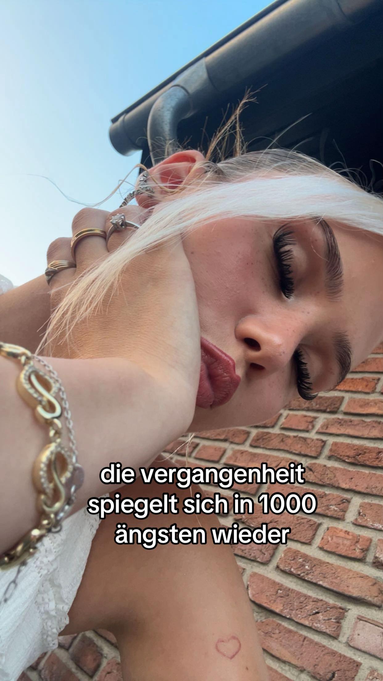 @givemiafollow