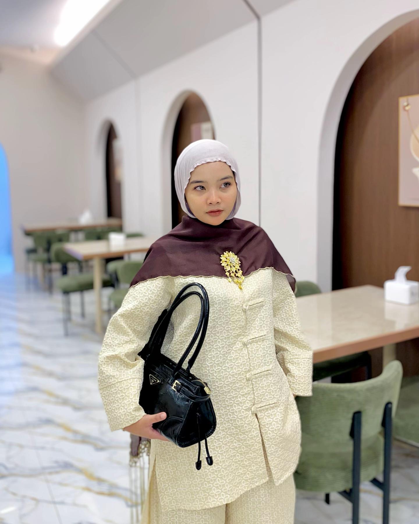 @Nuha🌻| IG :@hananuha_