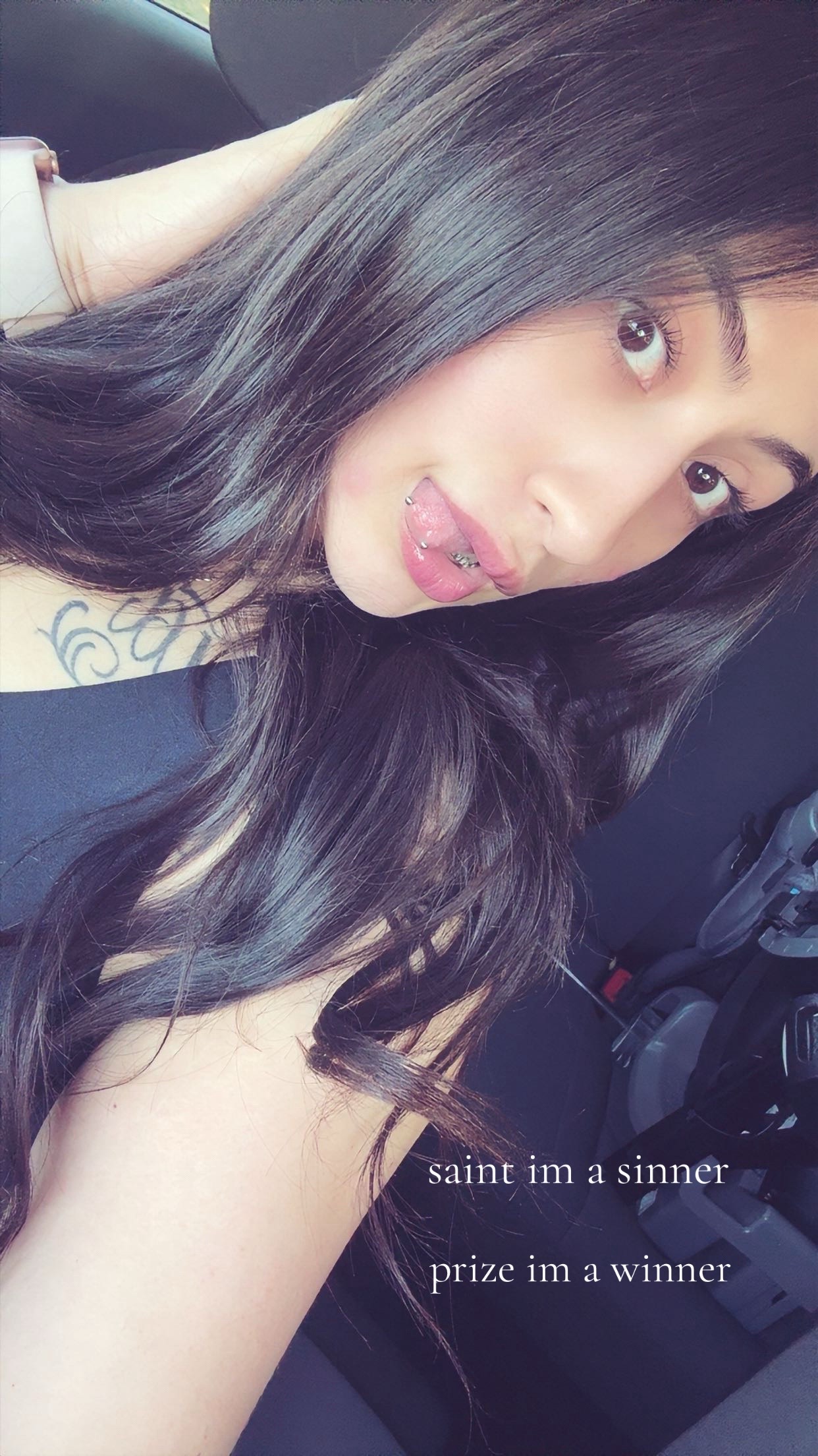 @Heyitsdessss