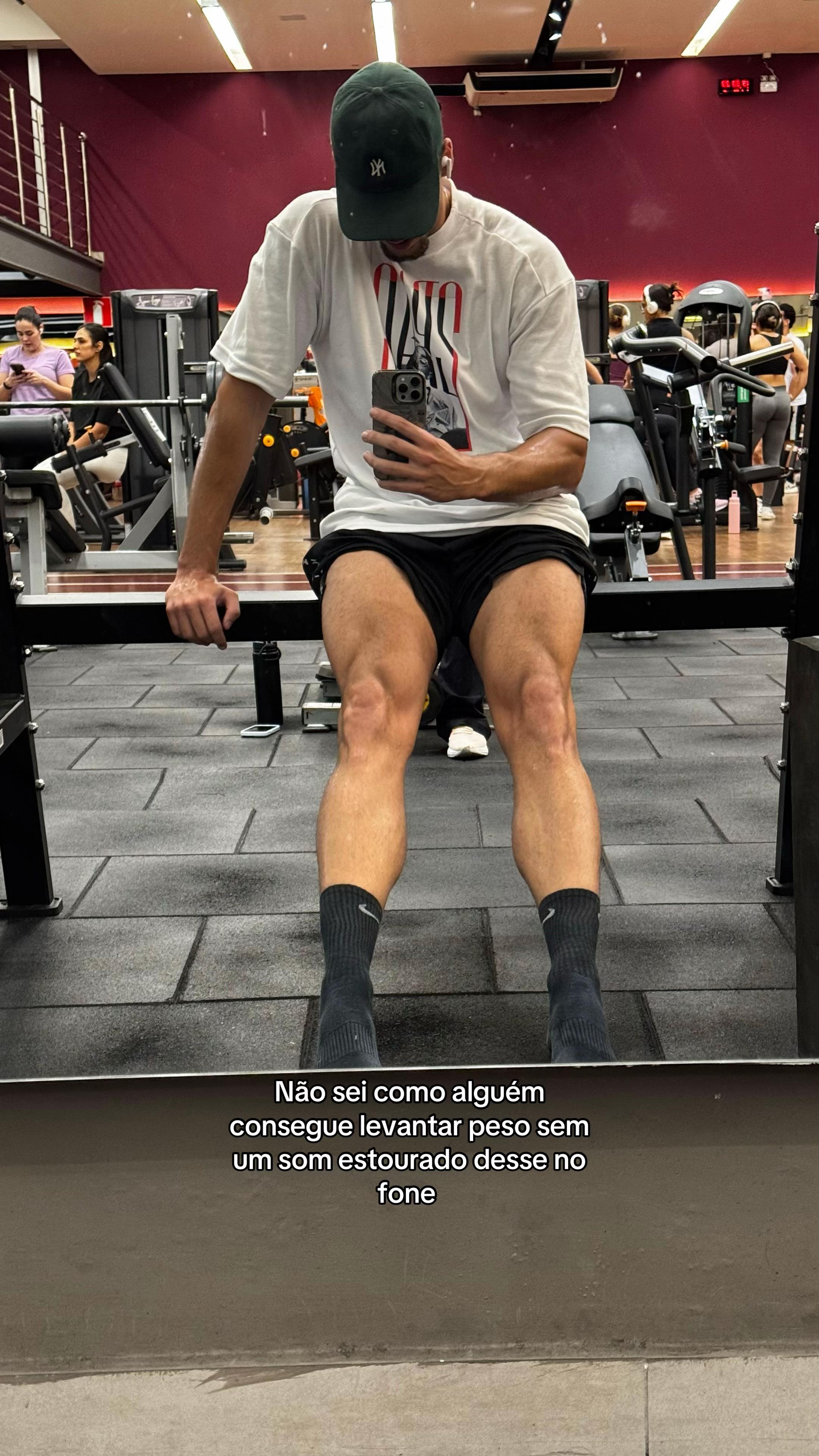 @&Aacute;lvaro Marques