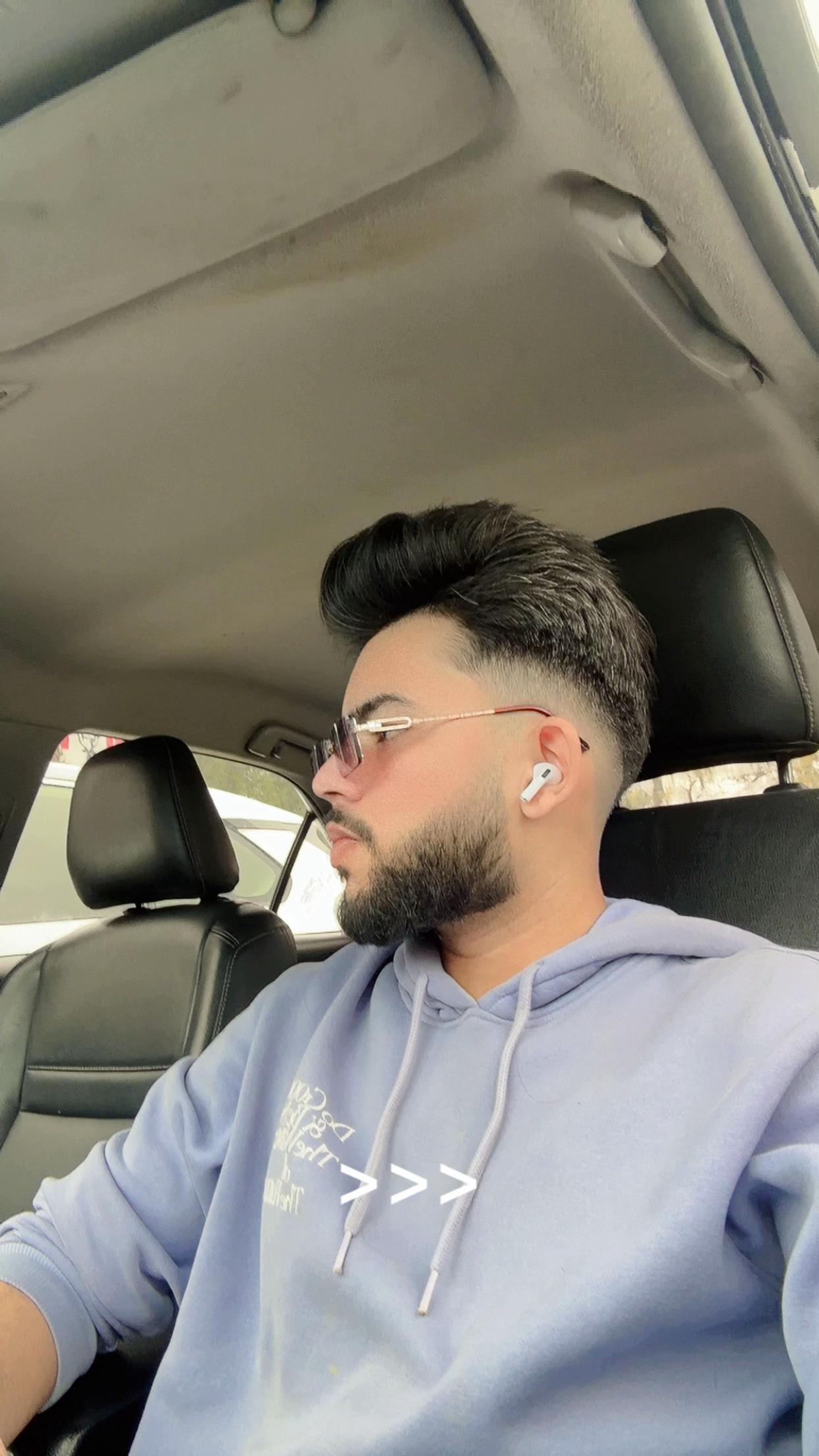 @Bisyrr