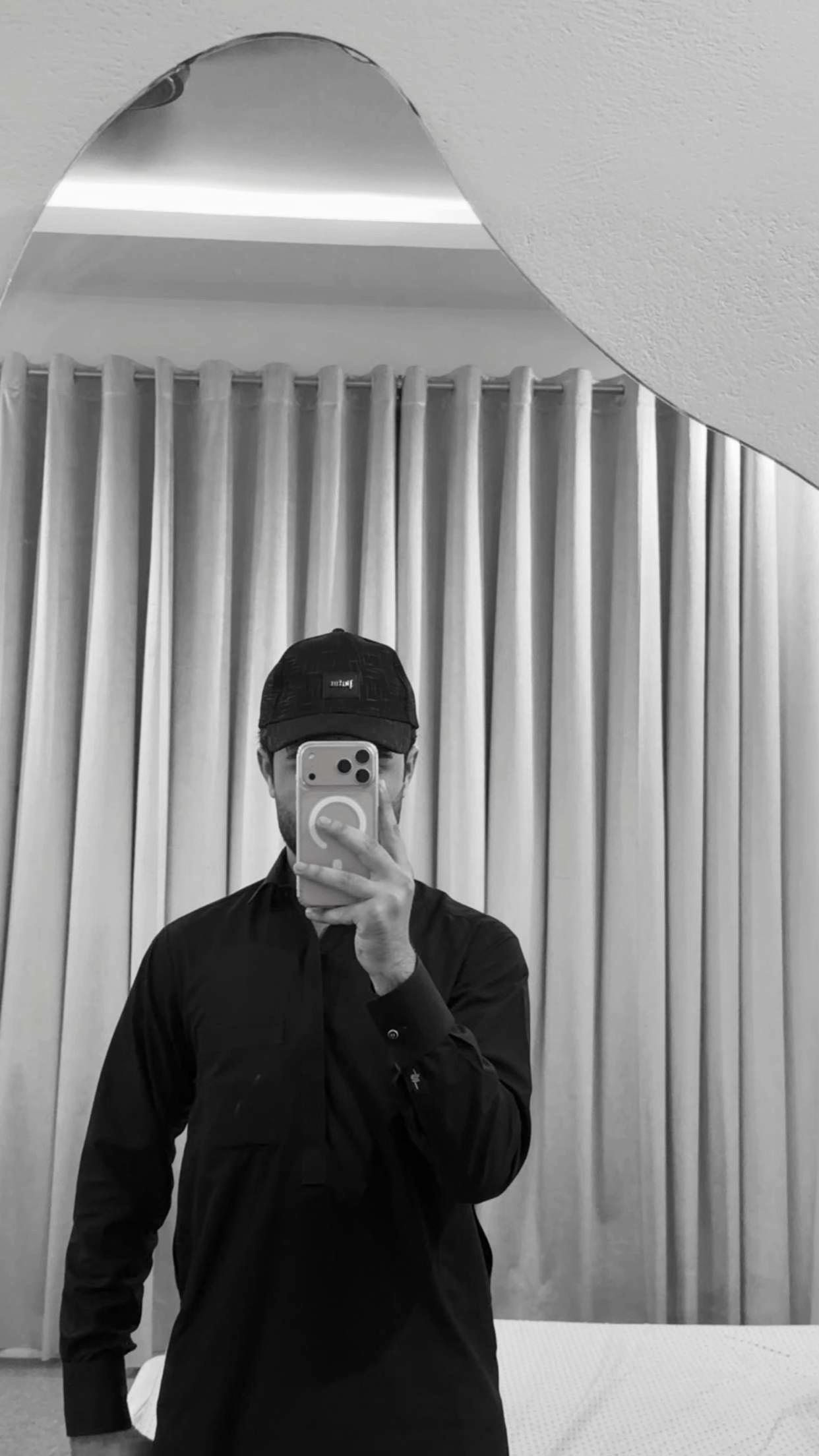 @𝐀𝐙𝐊.