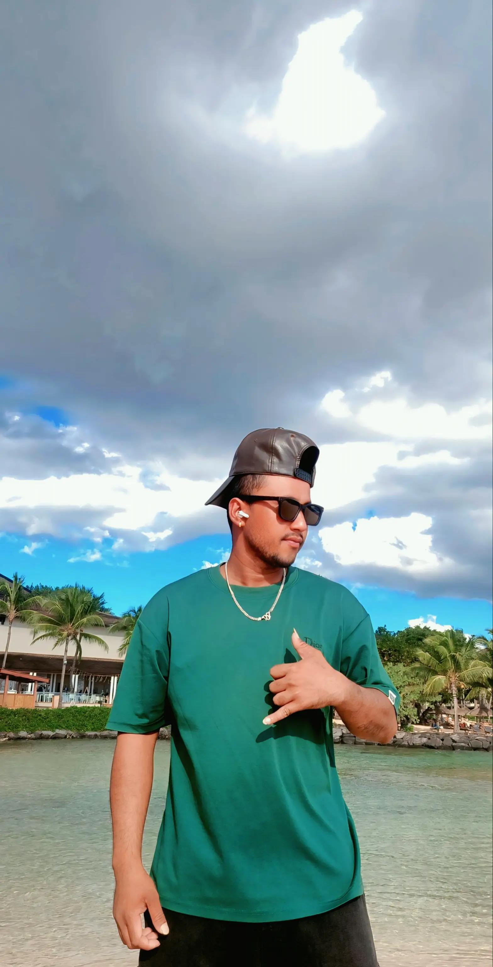 @Ʀ𝑎𝒿𝗯𝑎𝐧𝖘𝗵ᵢ☠️𝐁𝖗&aacute;ᶯ𝚍🇲🇺
