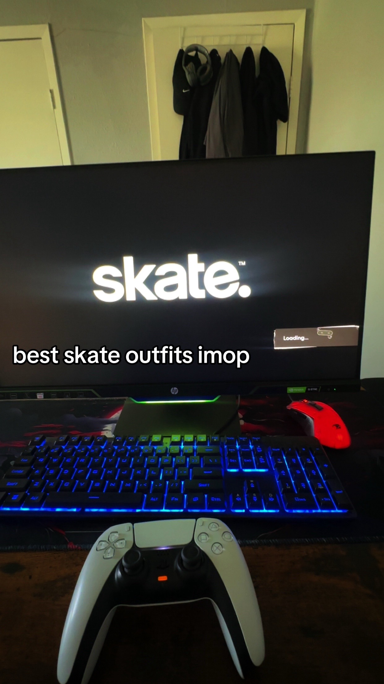 @𝕮𝖑𝖊𝖗𝖟𝖎