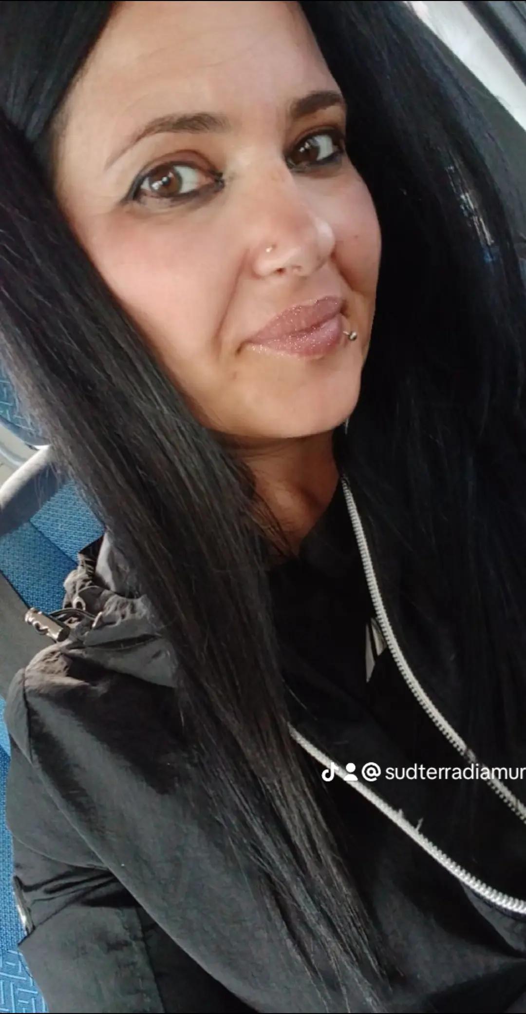 @🖤 B🖤💋💋