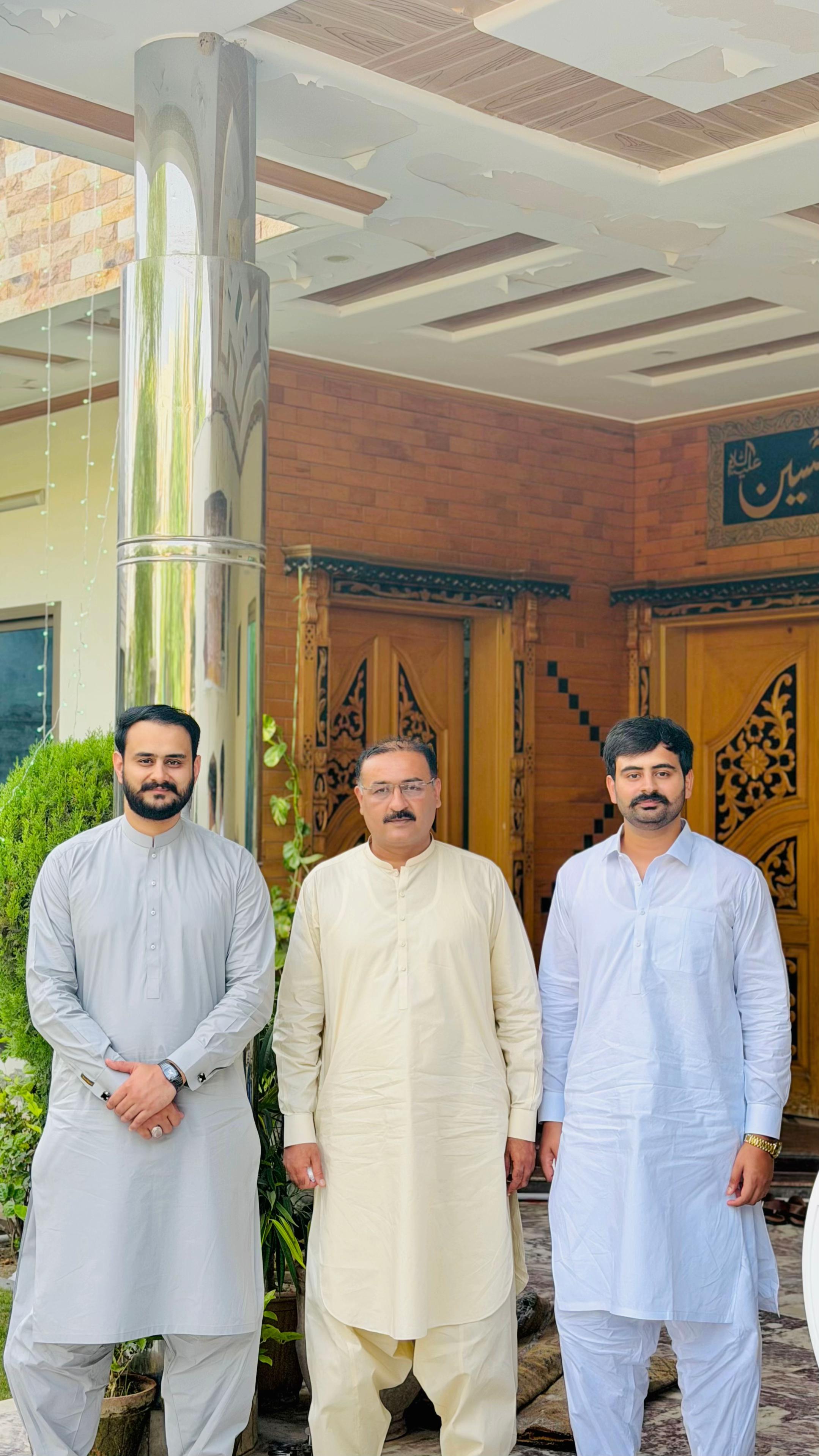@Adv Awan