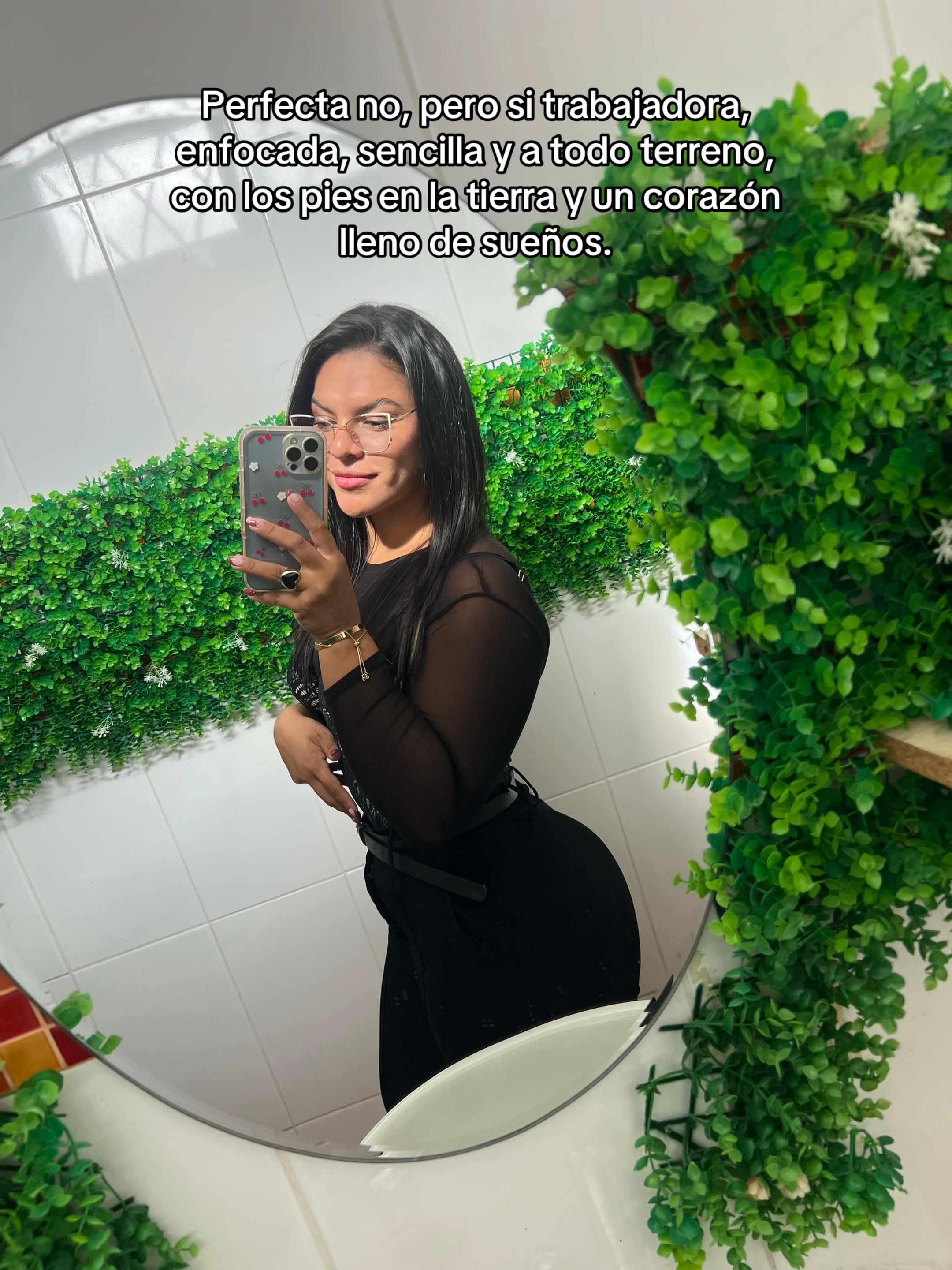 @Aby García