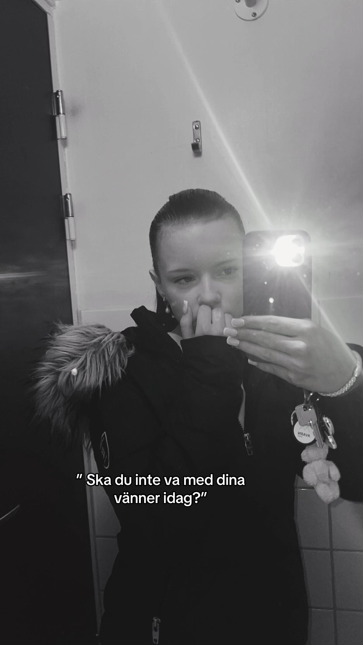 @𝓐𝓵𝓲𝓬𝓮&hearts;