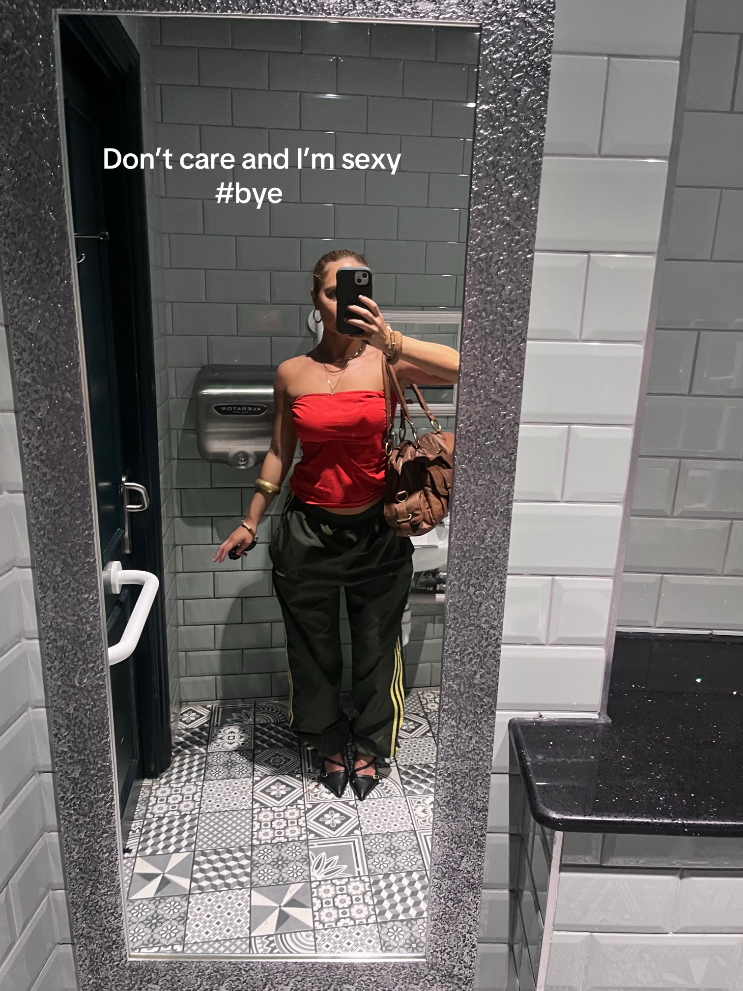 @lily
