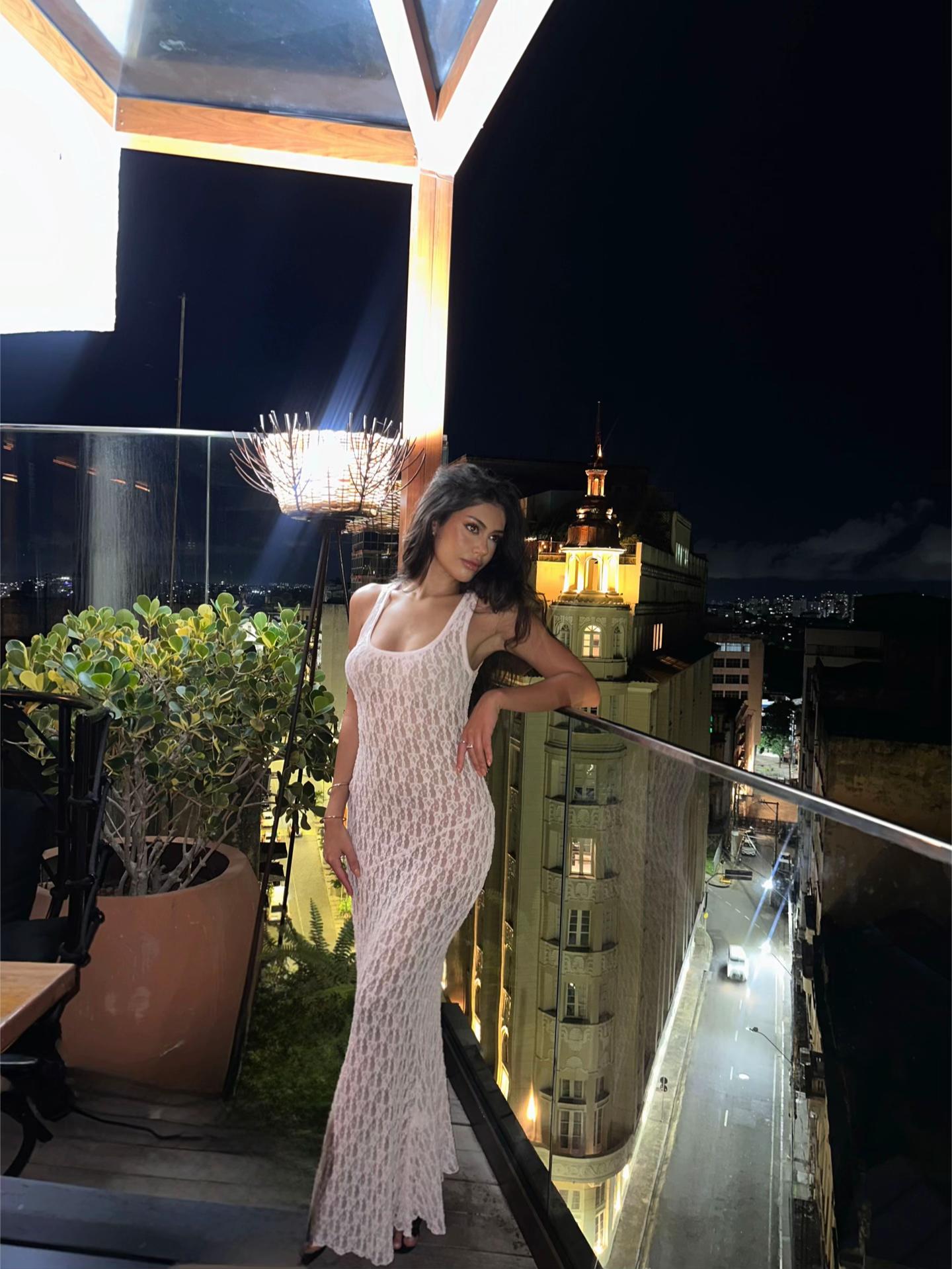 @Manuely🧜🏽♀️