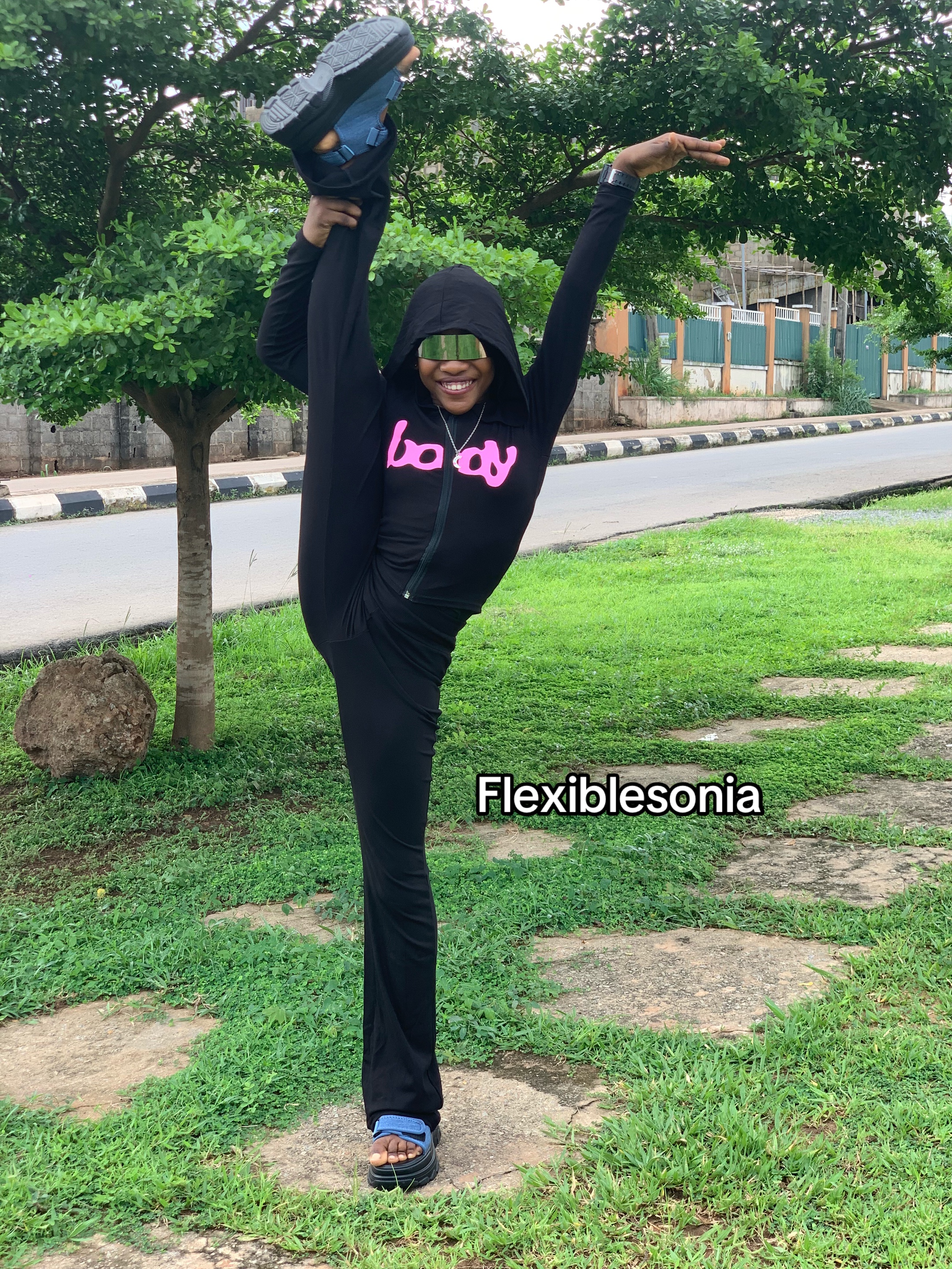 @FlexibleSonia