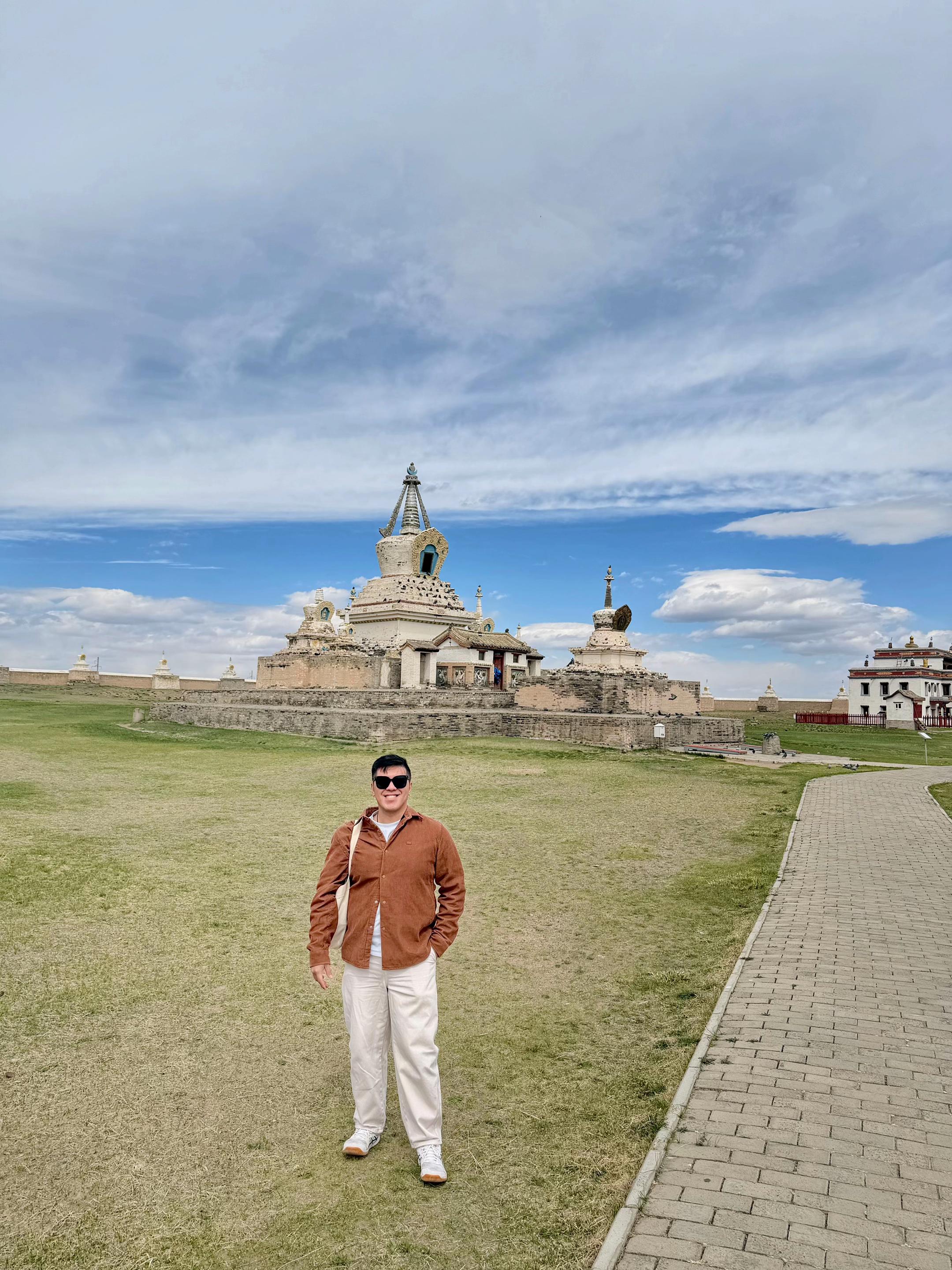 @Gil, CPA | World Travels