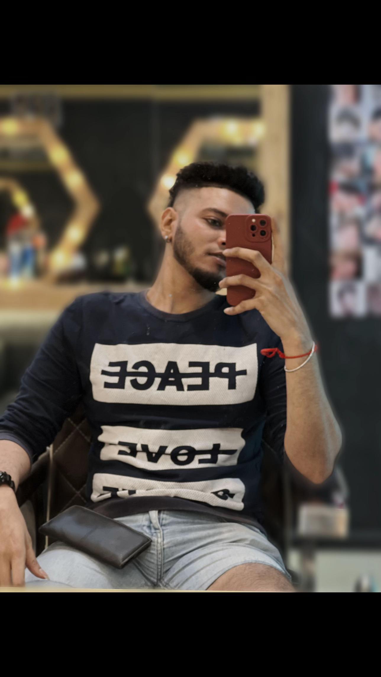 @𓆩விஷ்ணு குமார்𓆪’💛🌙