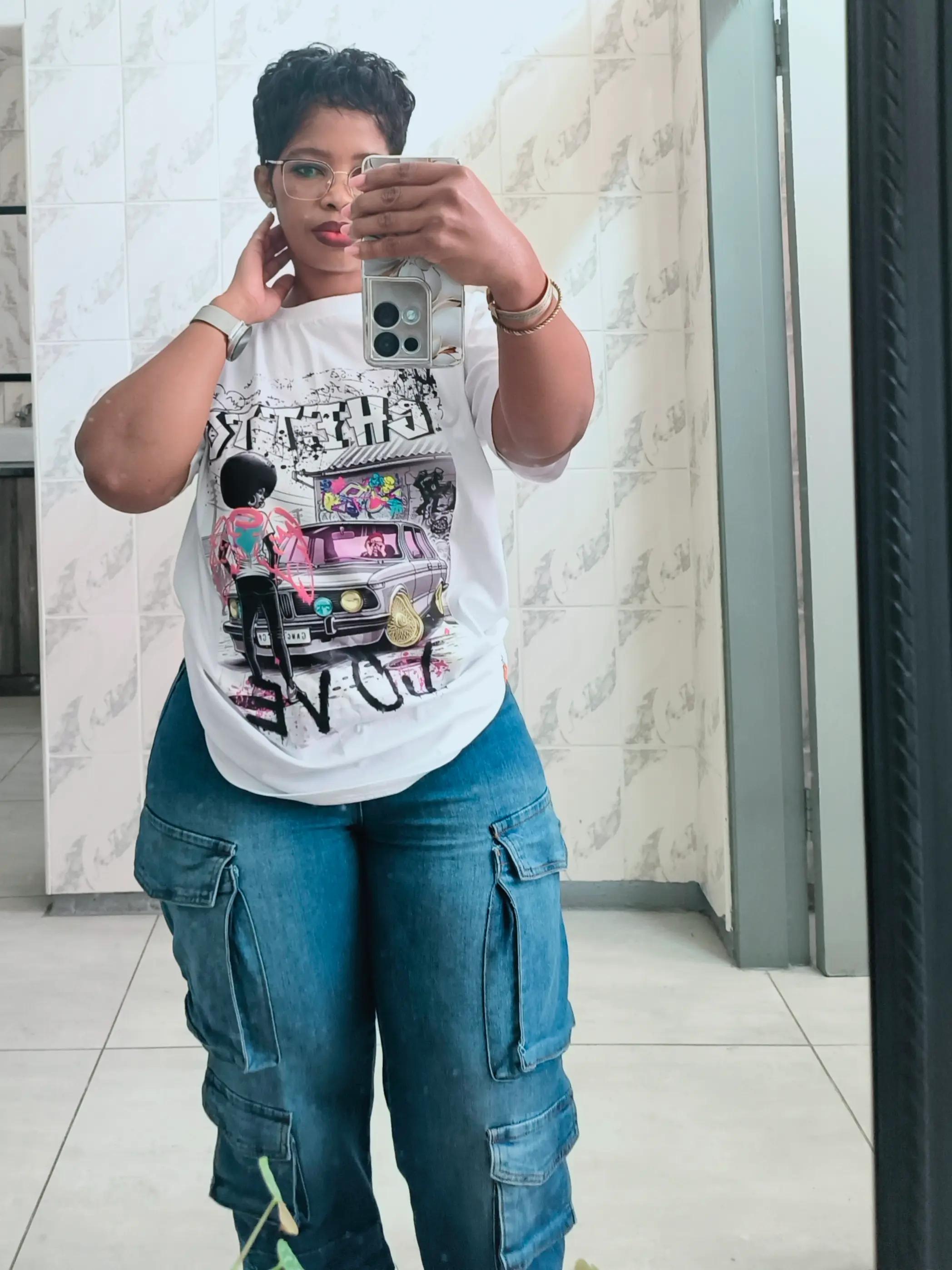 @mphofelicia