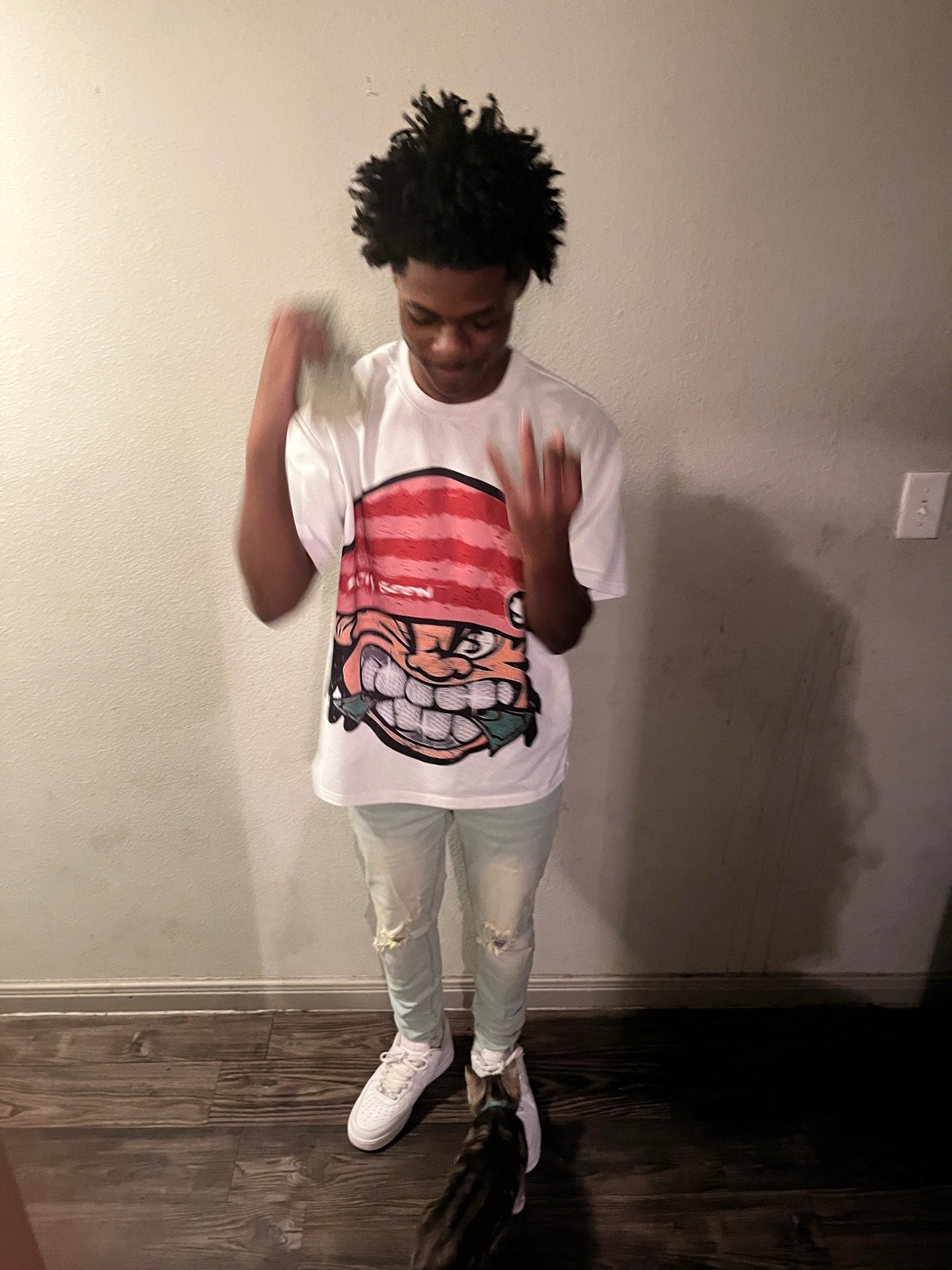 @⃟